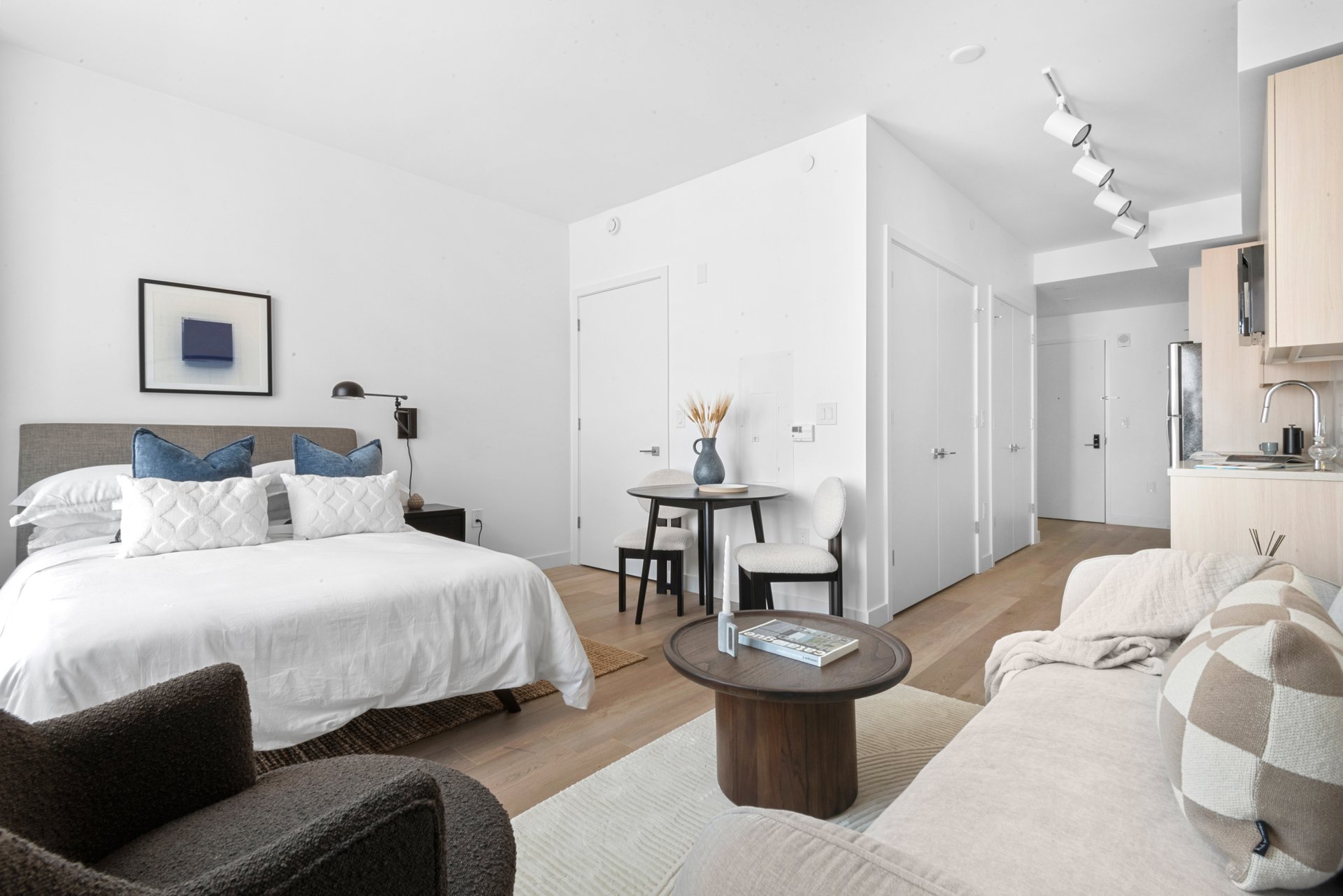 Orchard Unit: 8309