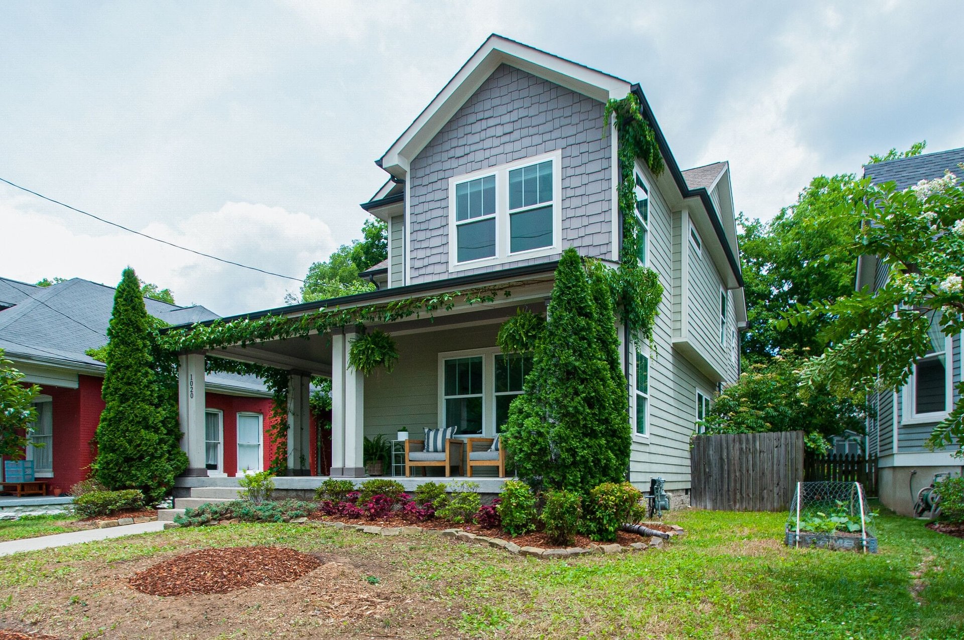 1020 Villa Pl