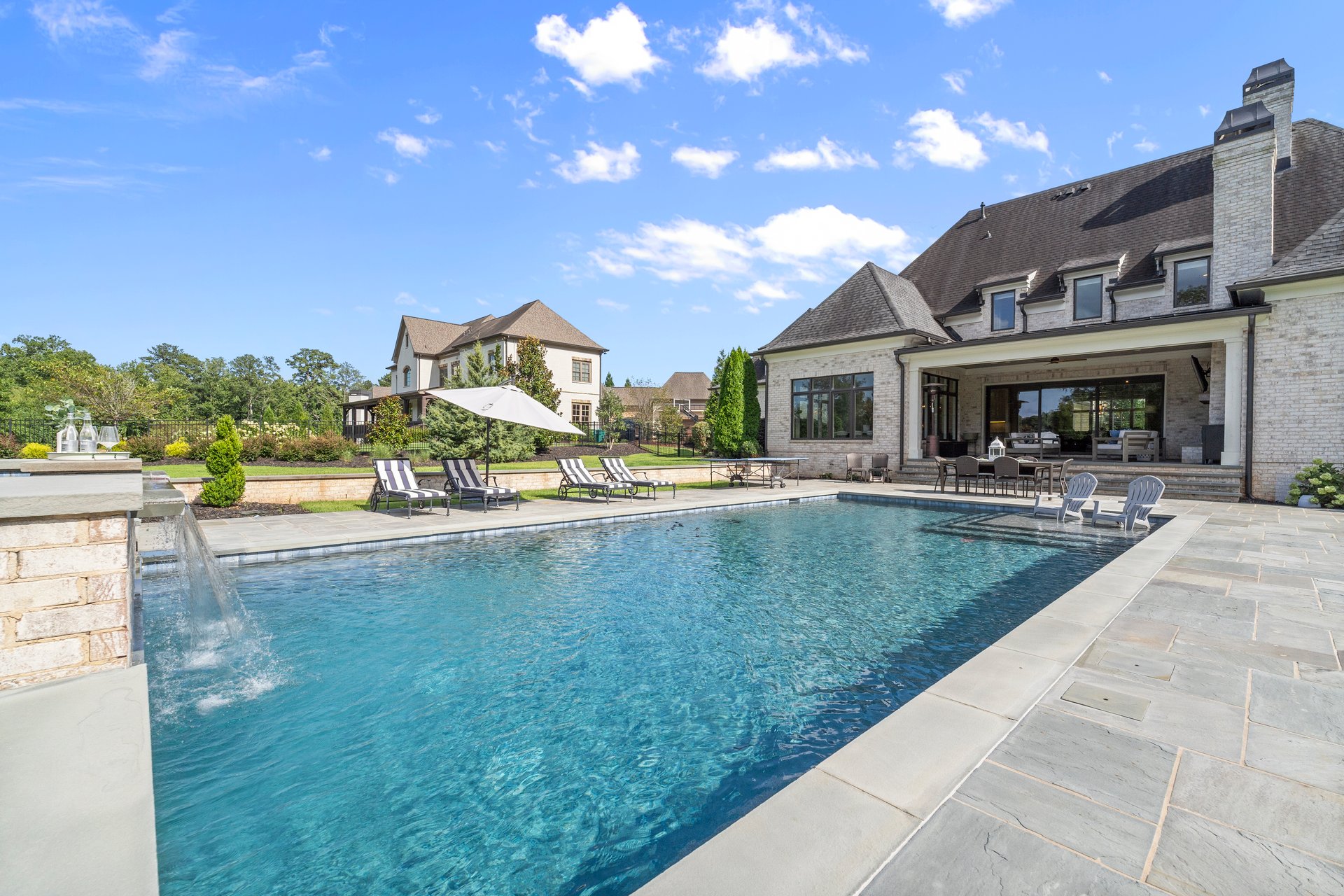 10160 Cedar Ridge Drive