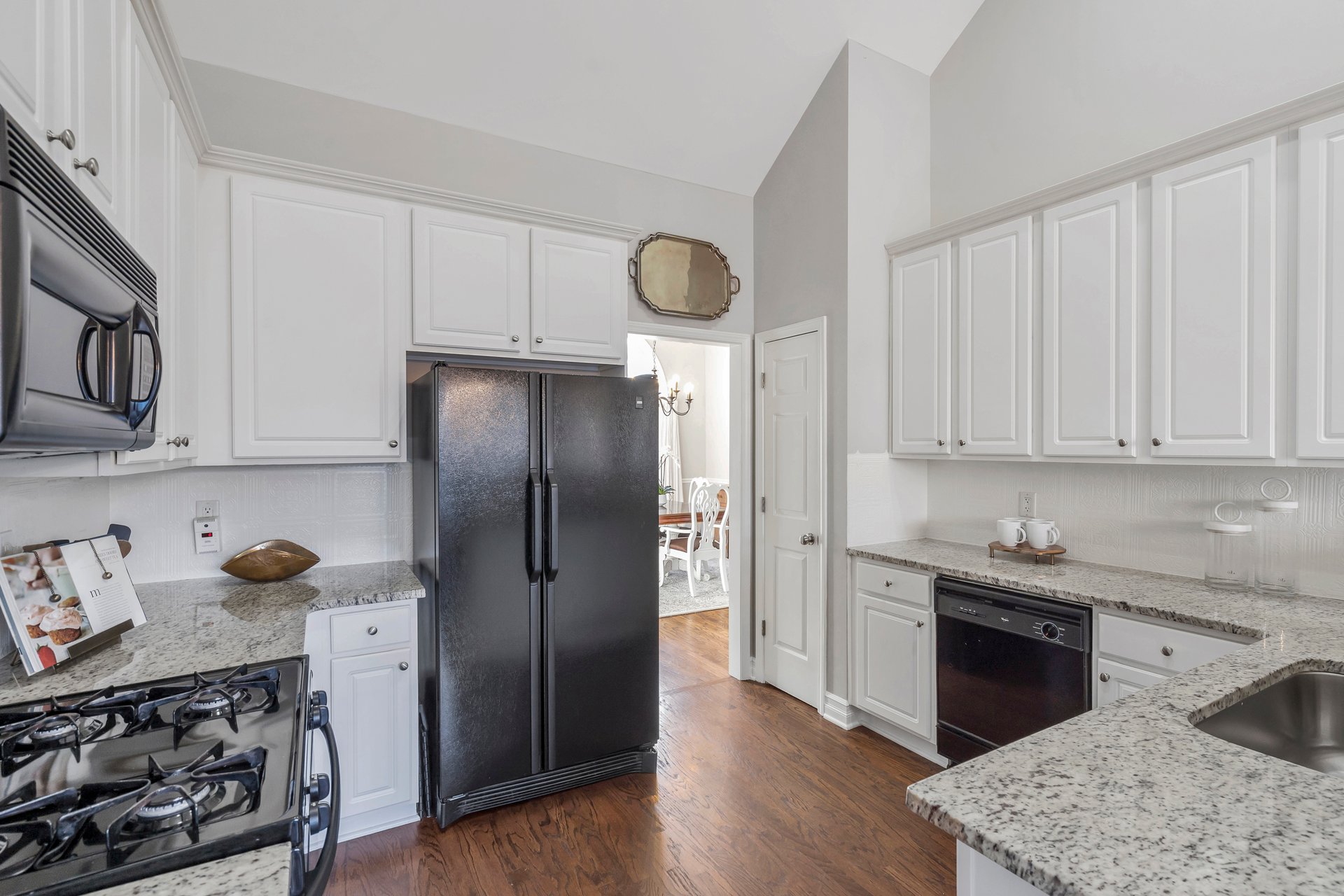 1075 Julius Drive