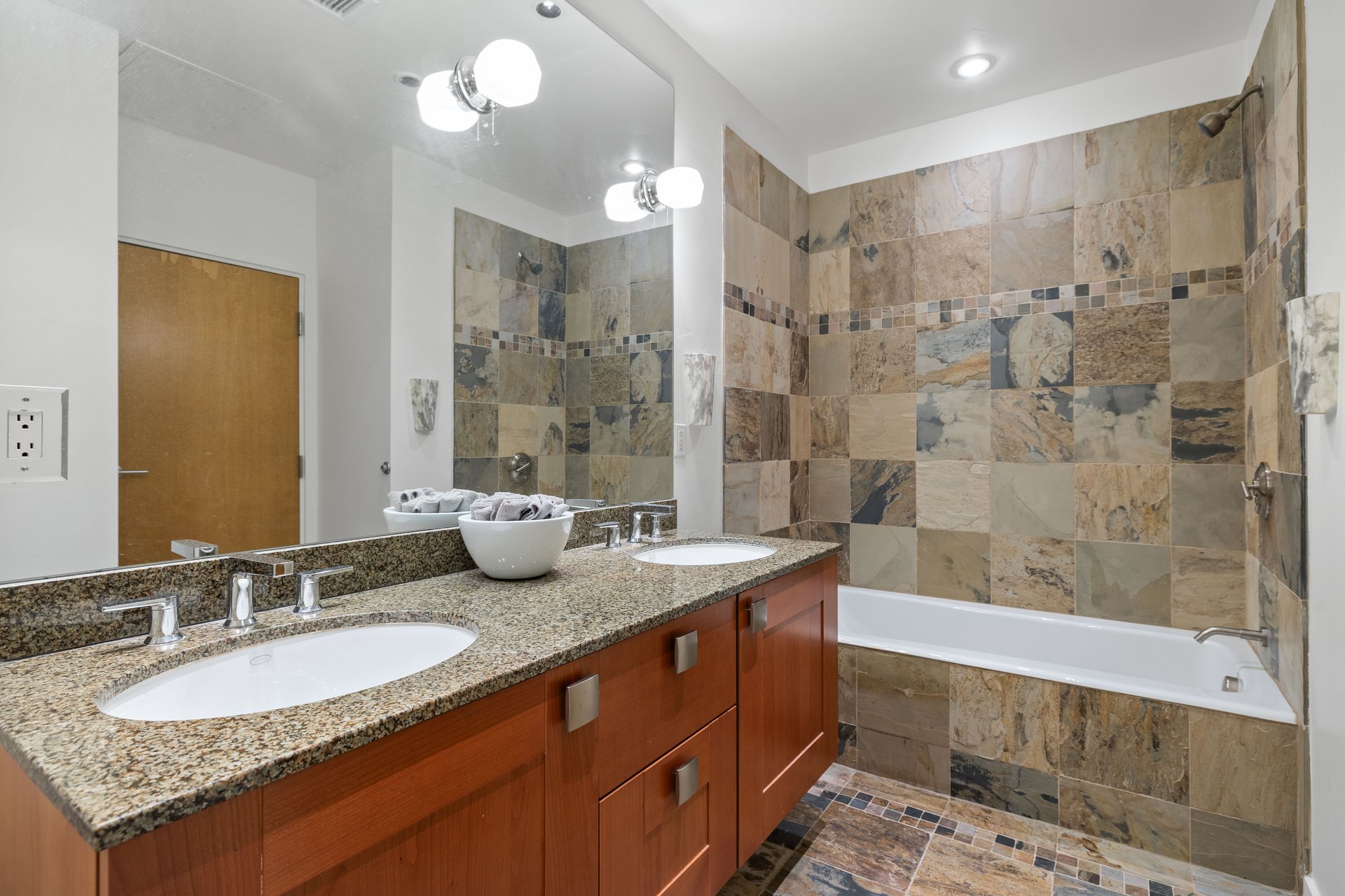 Triangle Lofts Gem