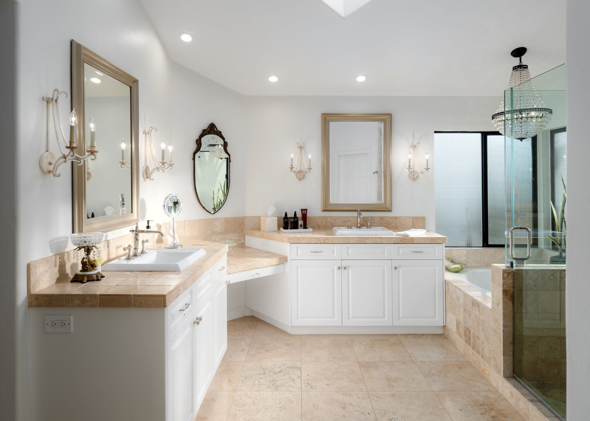 905 Olive Crest Dr.