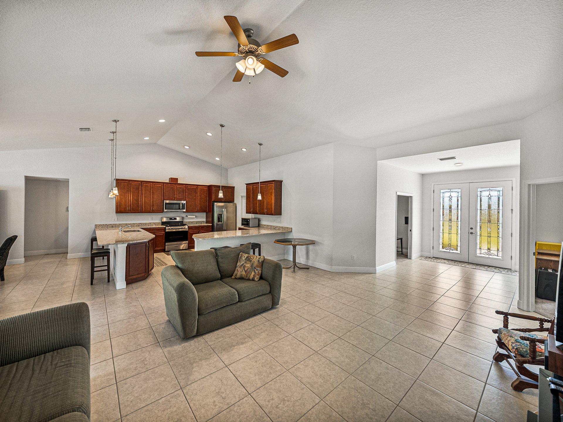 17703 COUNTRY SQUIRE LN