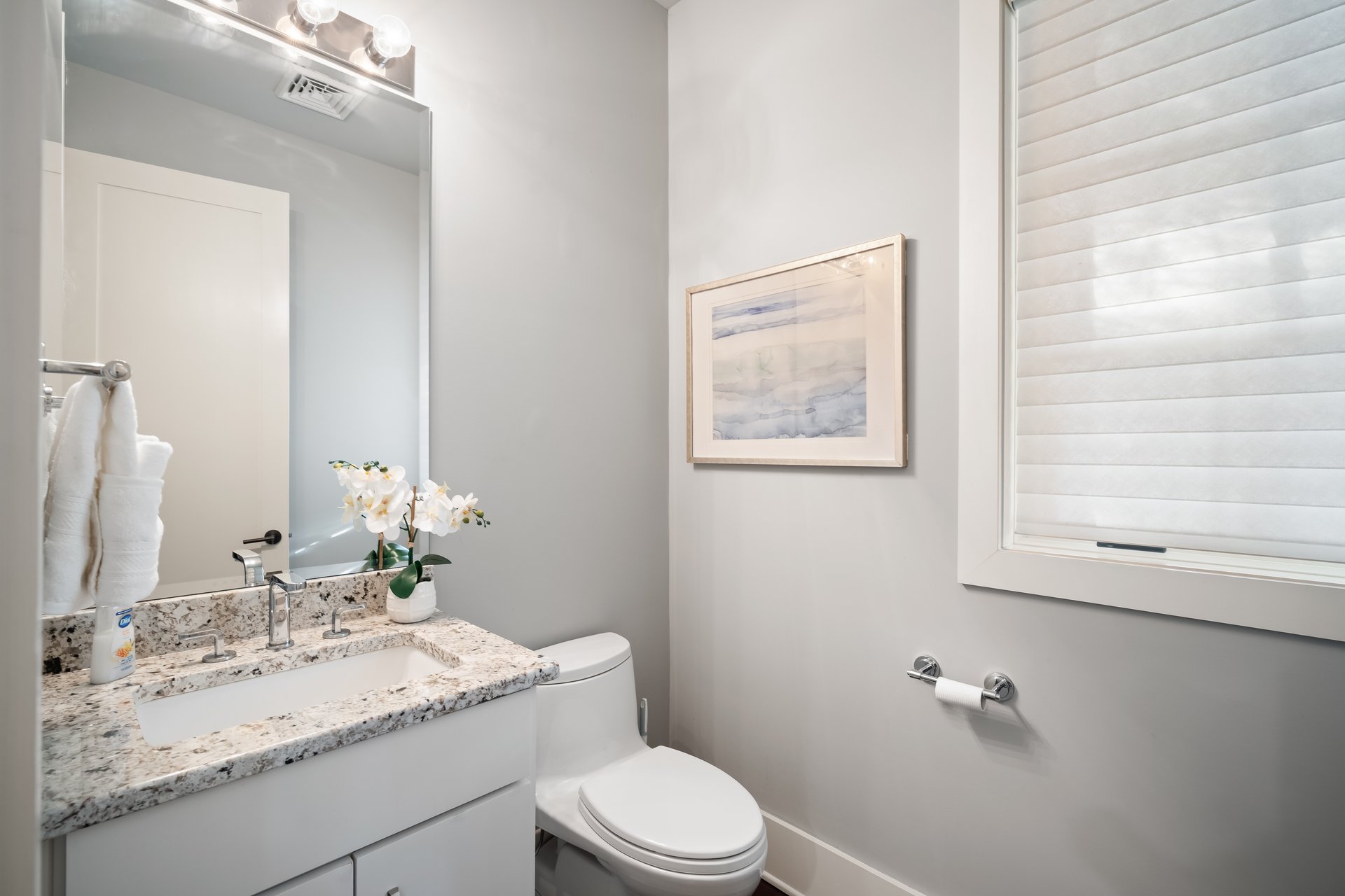 2687 Avenue Du Vlg