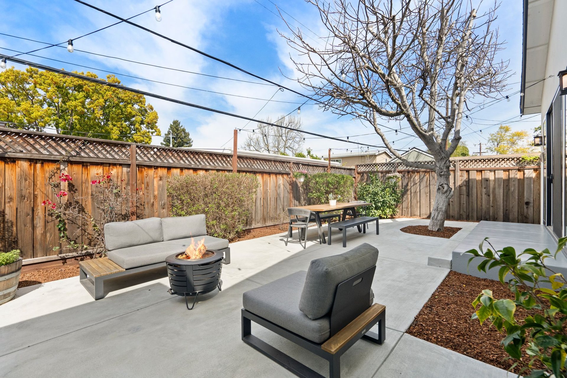 2331 Sunny Vista Dr