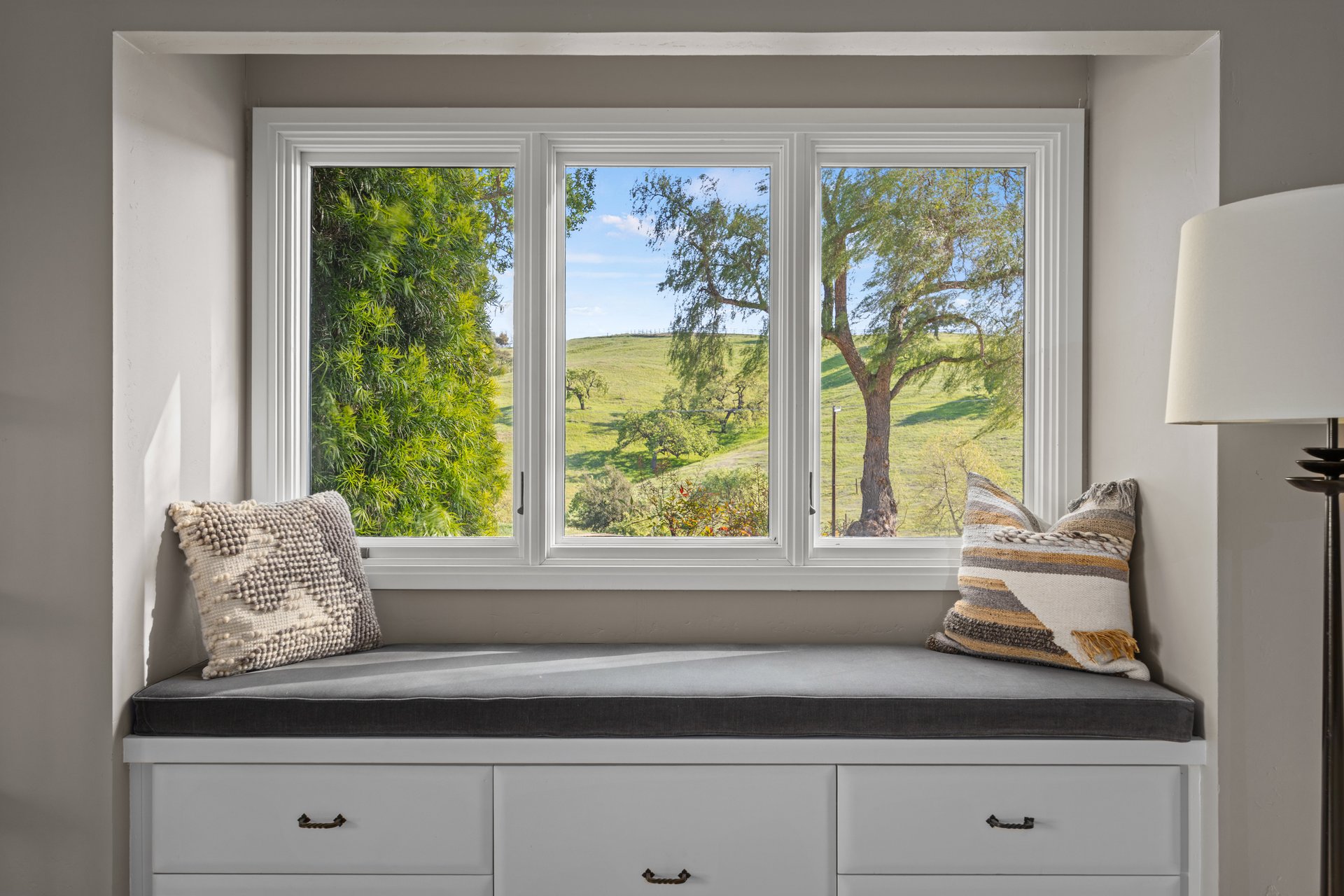 CONTEMPORARY HACIENDA with Privacy, Views, and Quality Craftsmanship