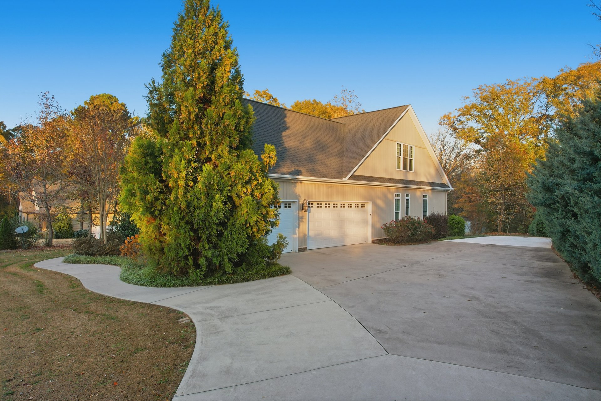 60 Montague Circle
