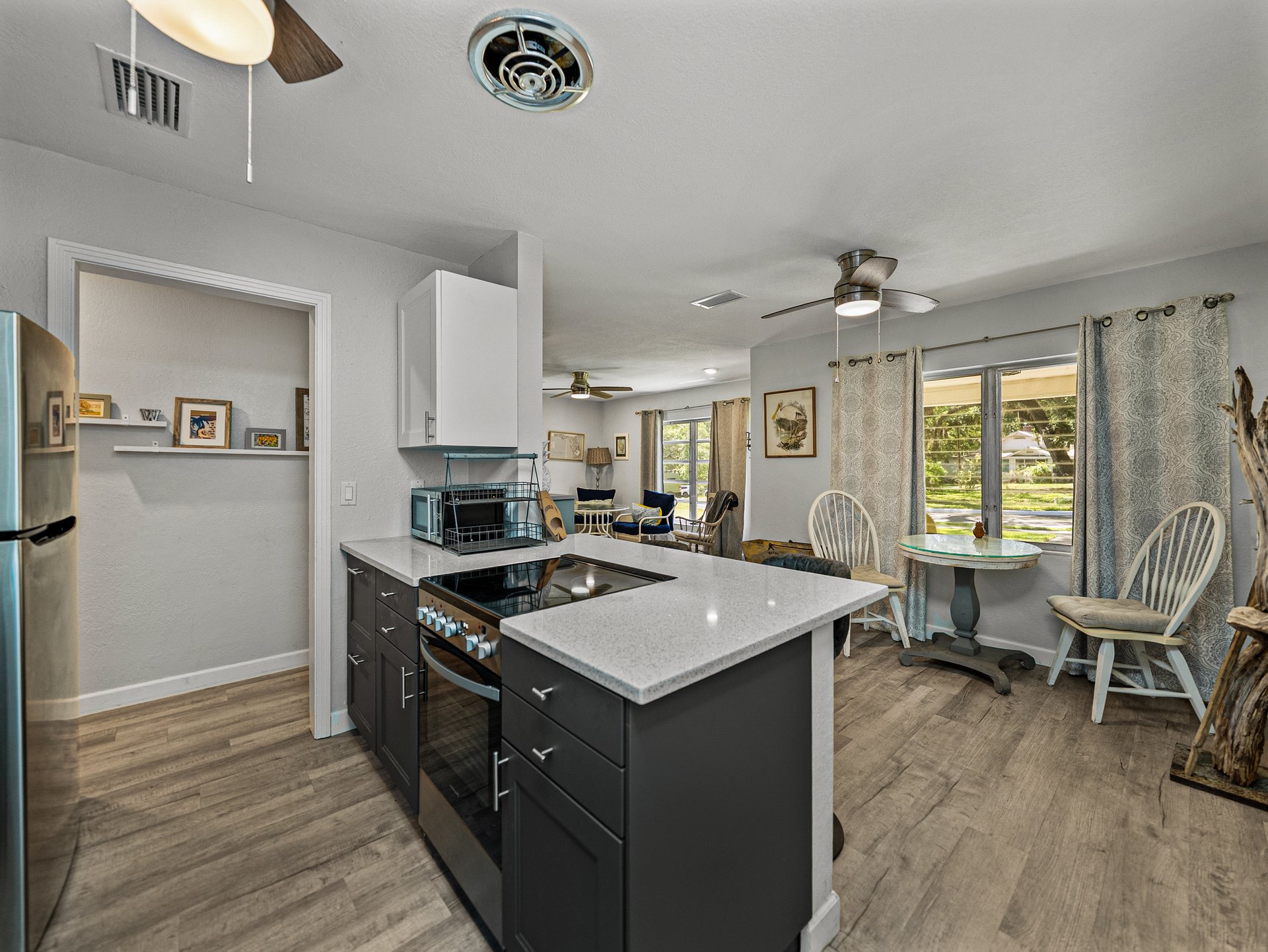 131 OAK PARK AVE
