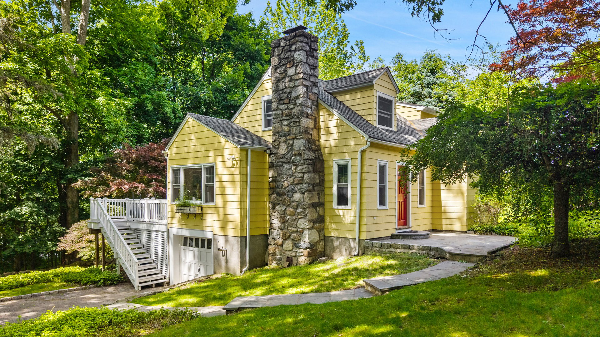 65 Laurelton Road