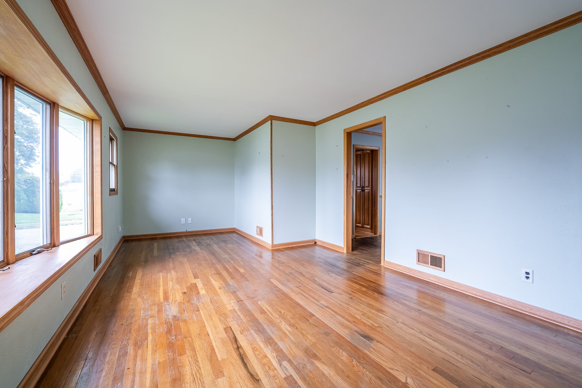 1503 Crestwood Road