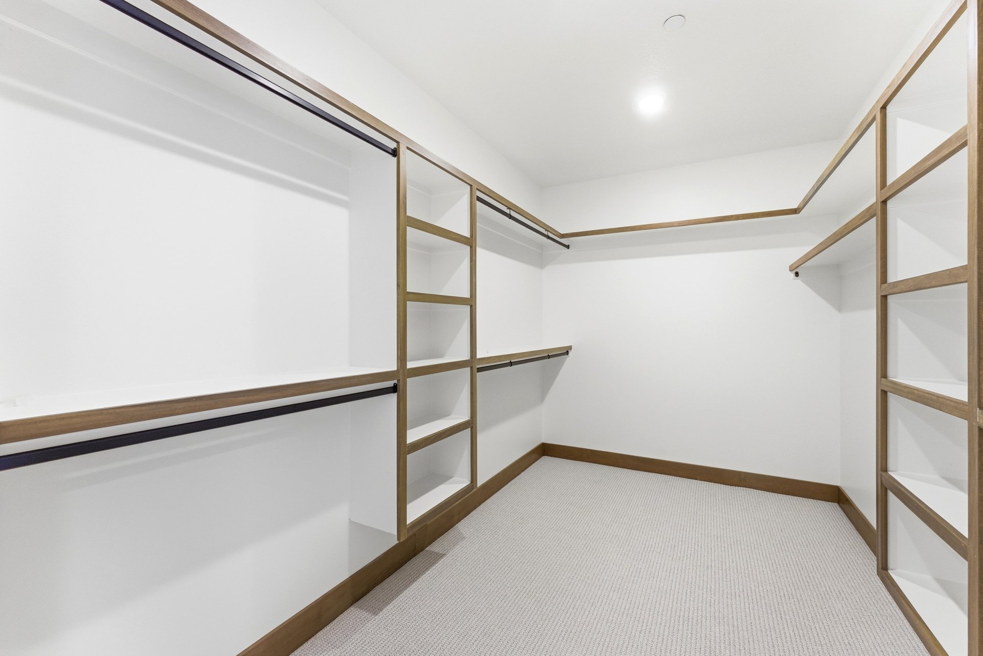 11004 N Wrangler Circle