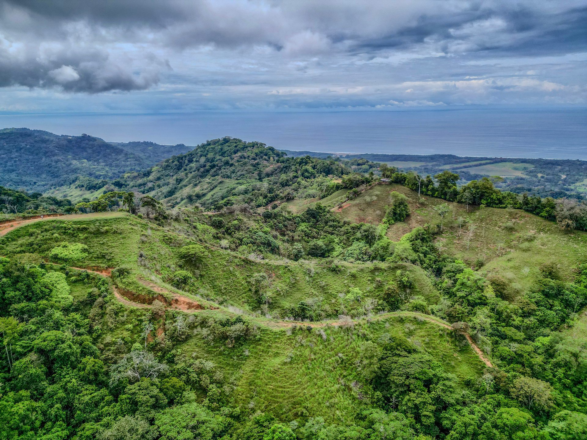 59.35 ACRES- Ocean And Mountain View Land, 6 Building Areas, Legal Water, Public Road, 20min From Beaches!!!
