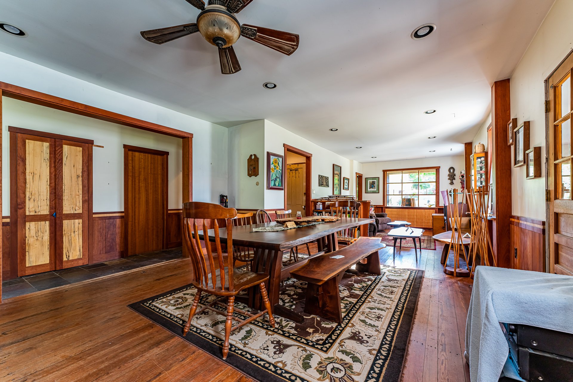 1387 Parkland Road
