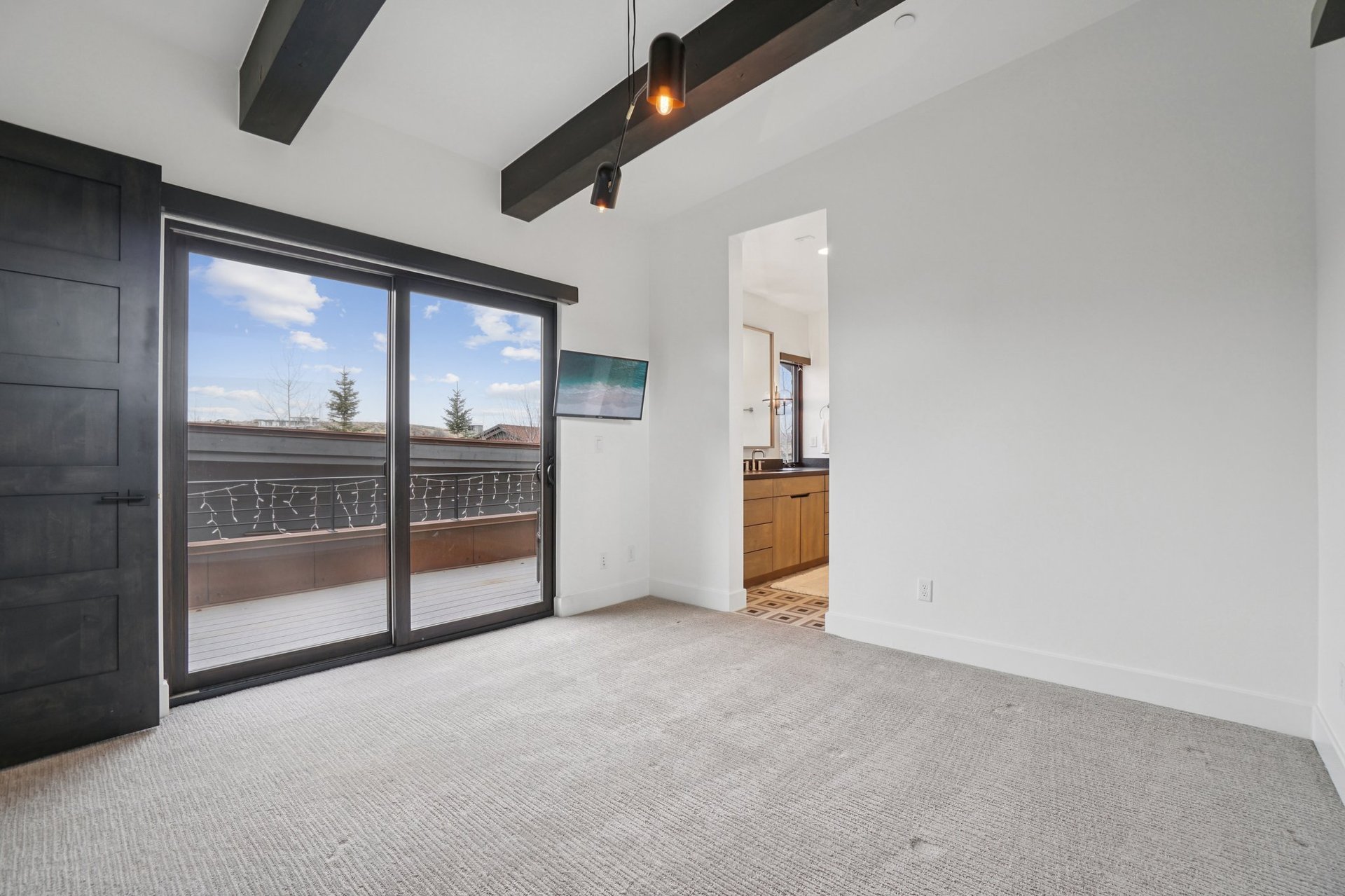6768 Golden Bear Loop