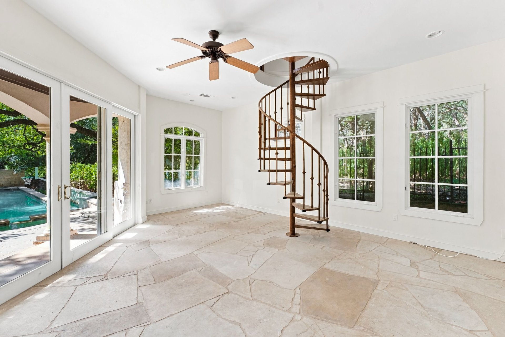 2900 Meandering River Court
