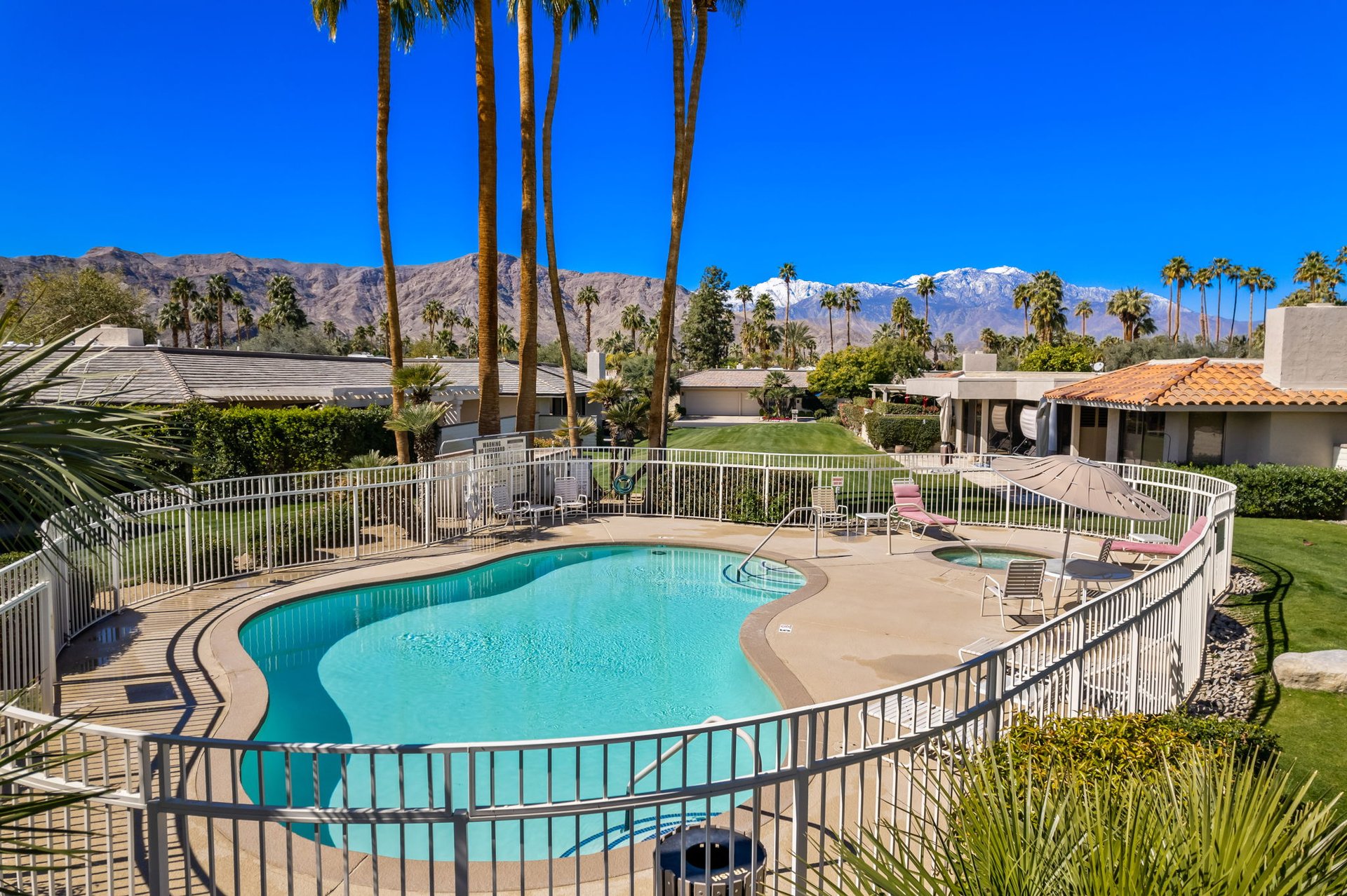 5 Radcliff Court