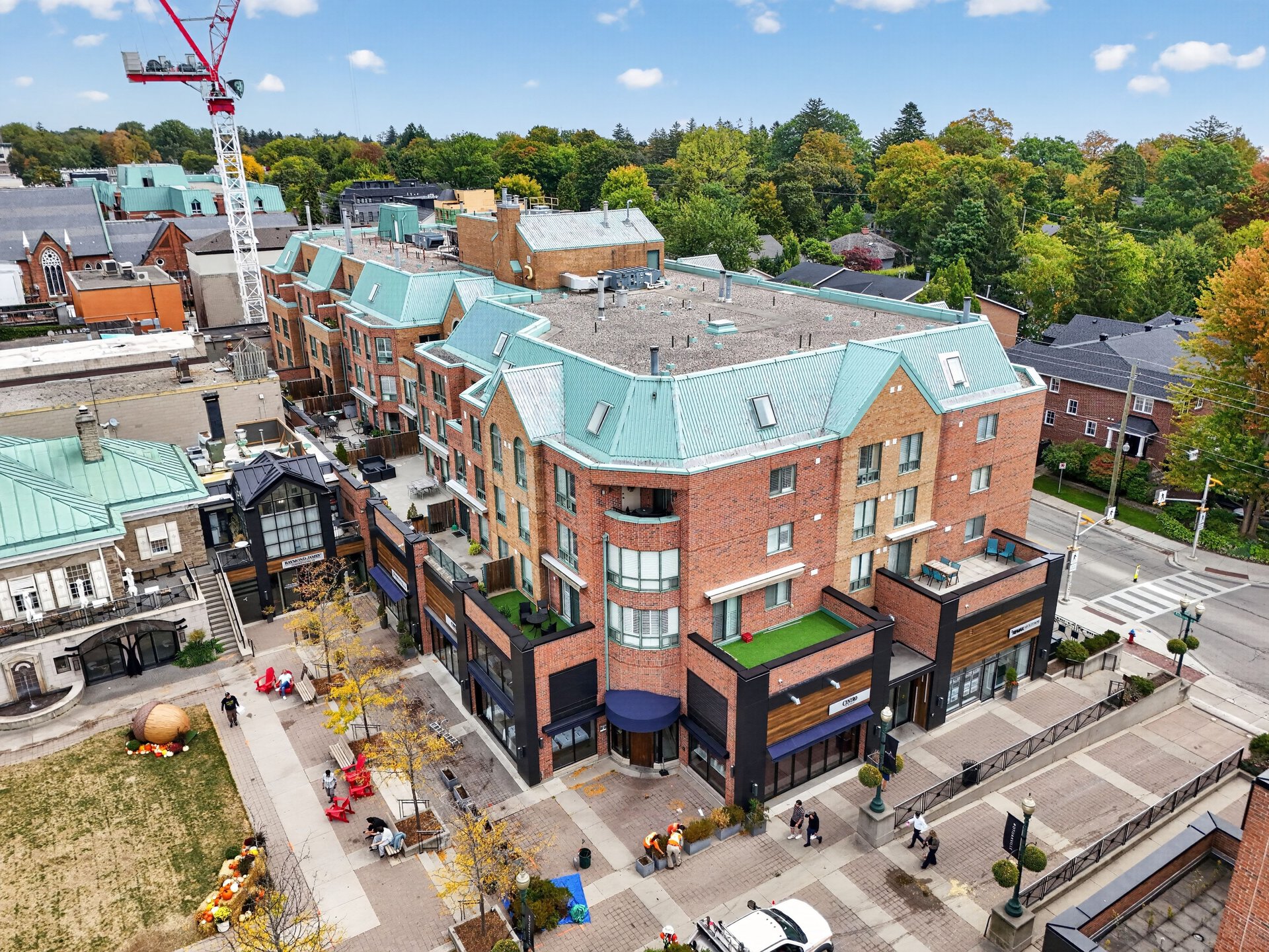 211-221 Robinson Street, Oakville