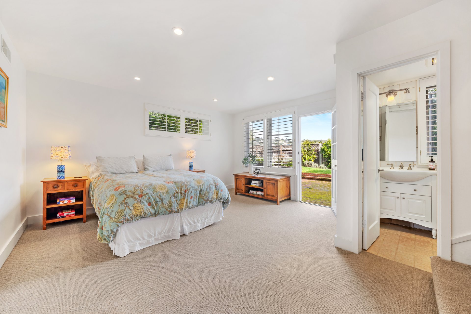 Incredible Location on Belvedere Island