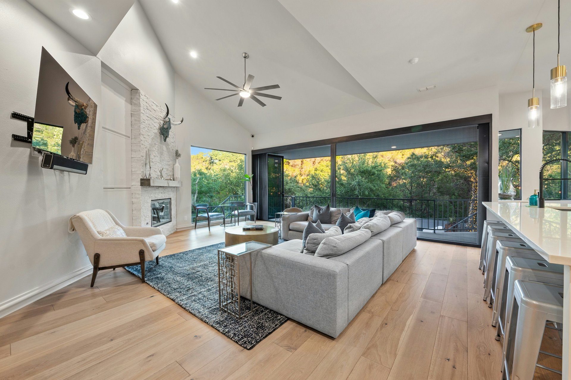 3200 Three Rivers Drive
