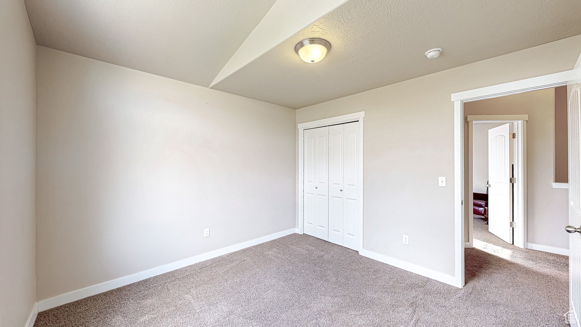 214 W Quartz Rd