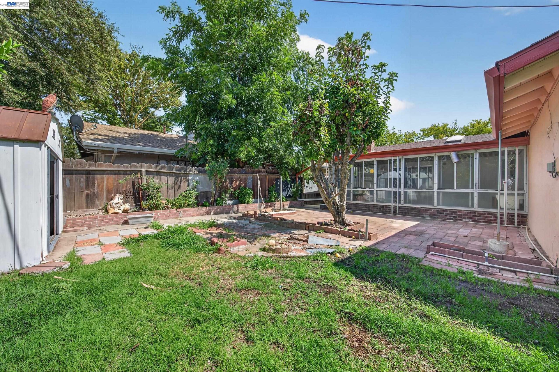 421 East Serrano Way
