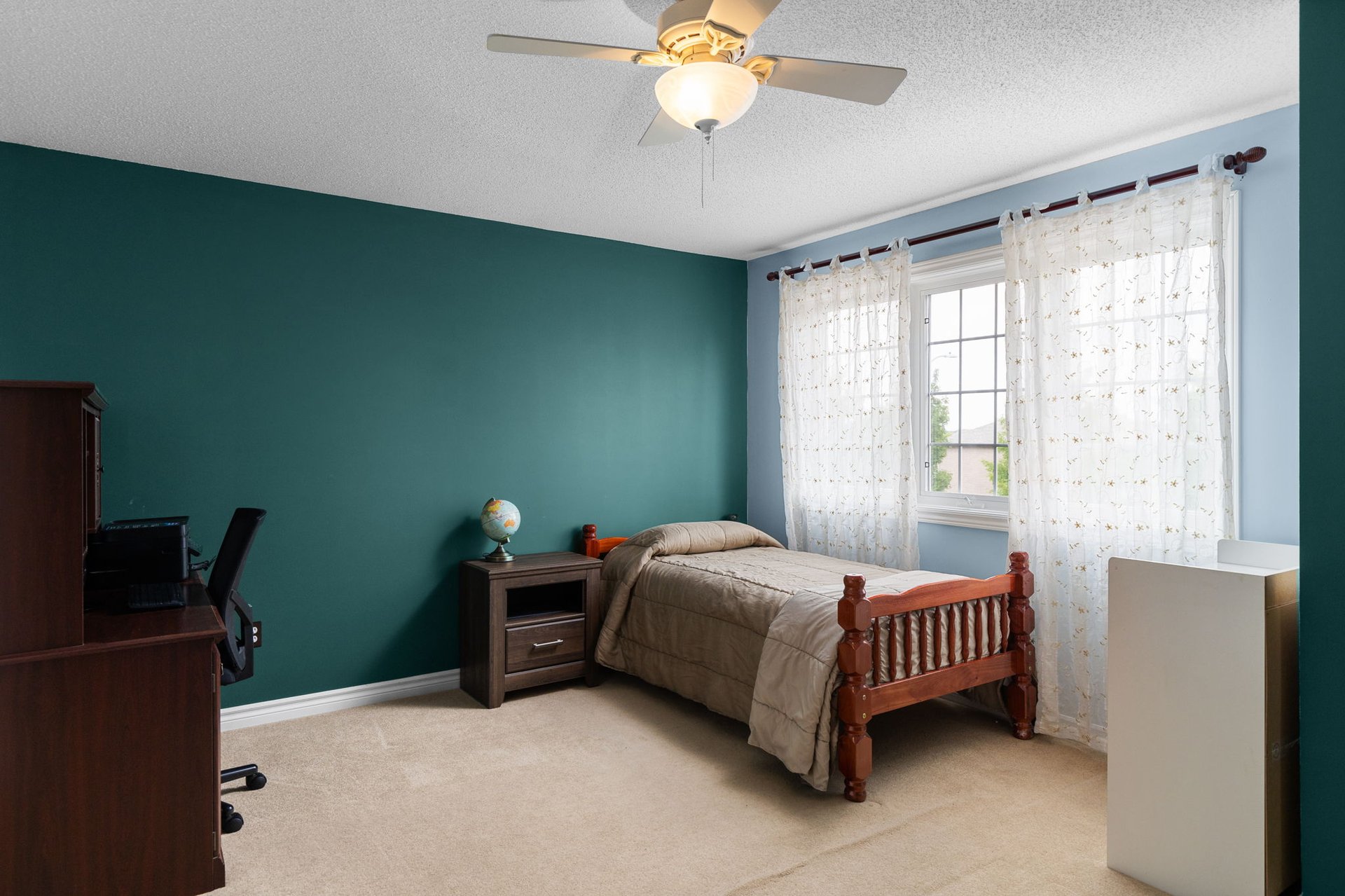 21 McIntyre Drive, Barrie