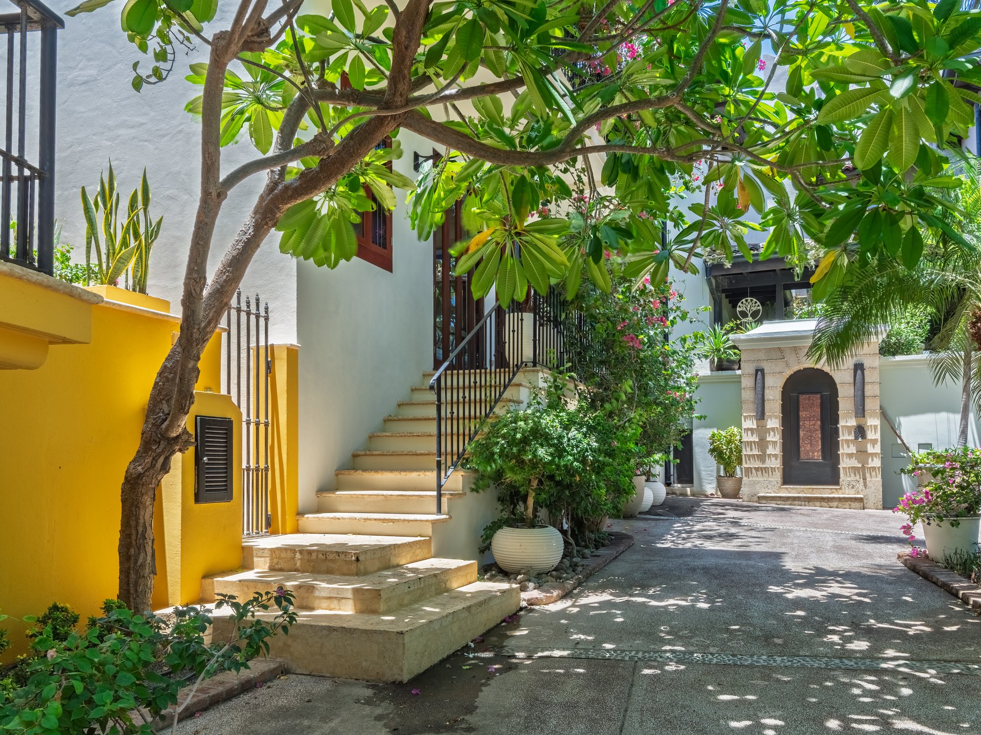 25 Paseo Del Mar | Best-Priced Beachfront Home in Las Catalinas