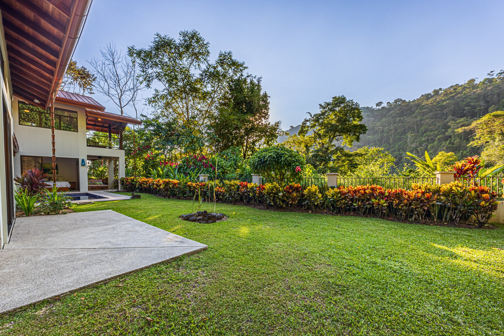 Stunning Waterfall Home + Guest Casita - Cascada Azul