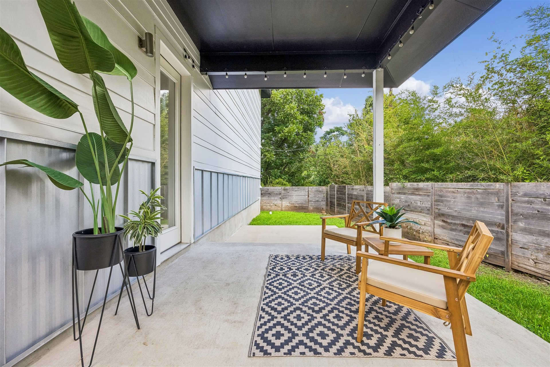 1118 Algarita Ave, Unit 2