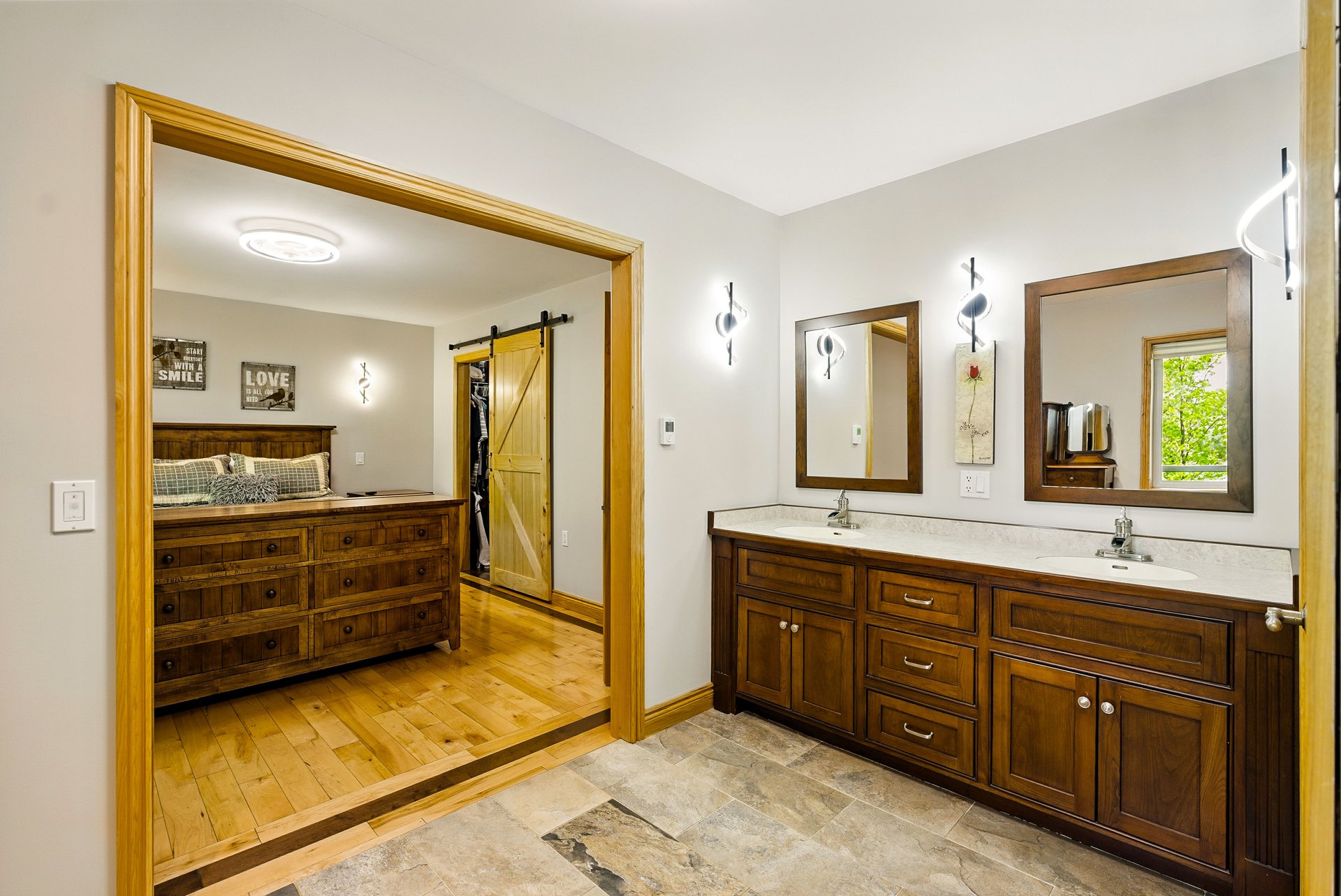 276 Jeffrey Road N, Ryerson
