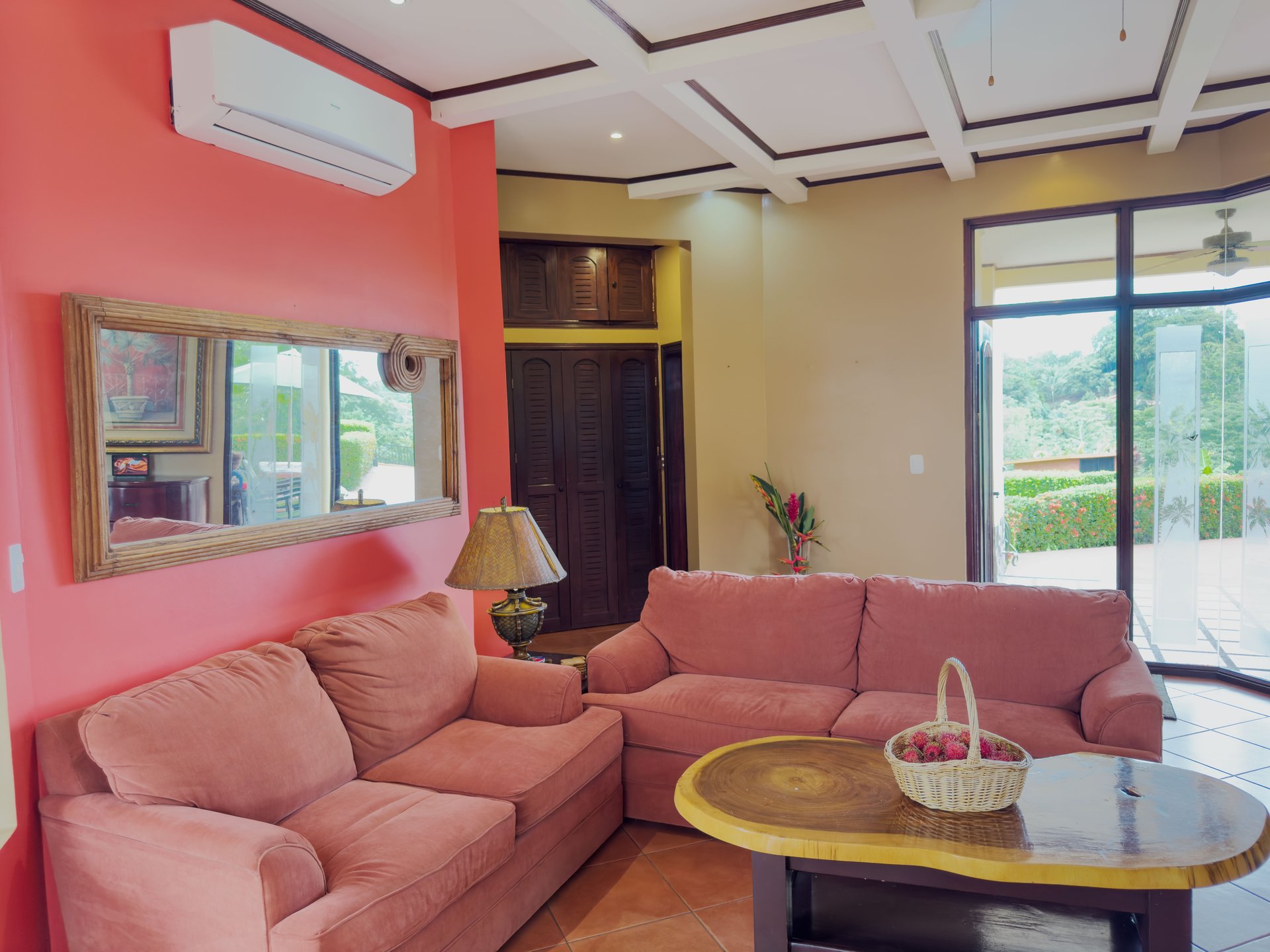 Tropical Estate in Gated Community near Quepos