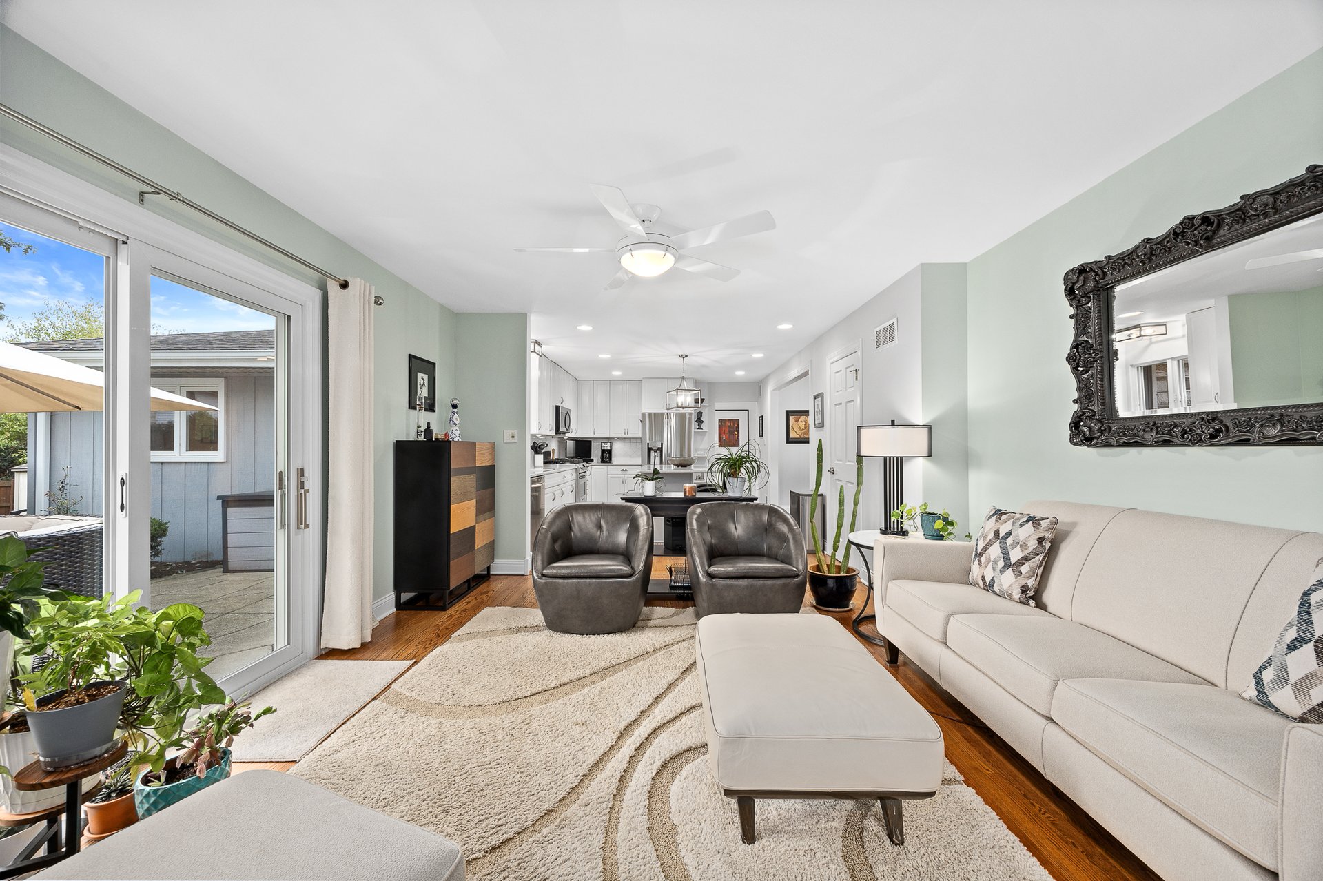 317 39th St, Downers Grove