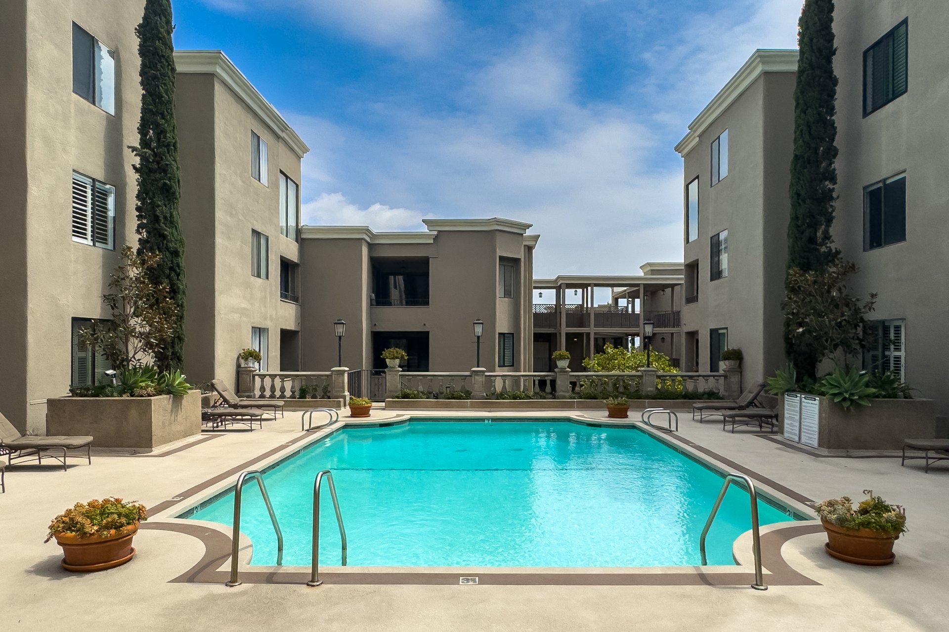 8455 Fountain Ave Unit: 518, West Hollywood 