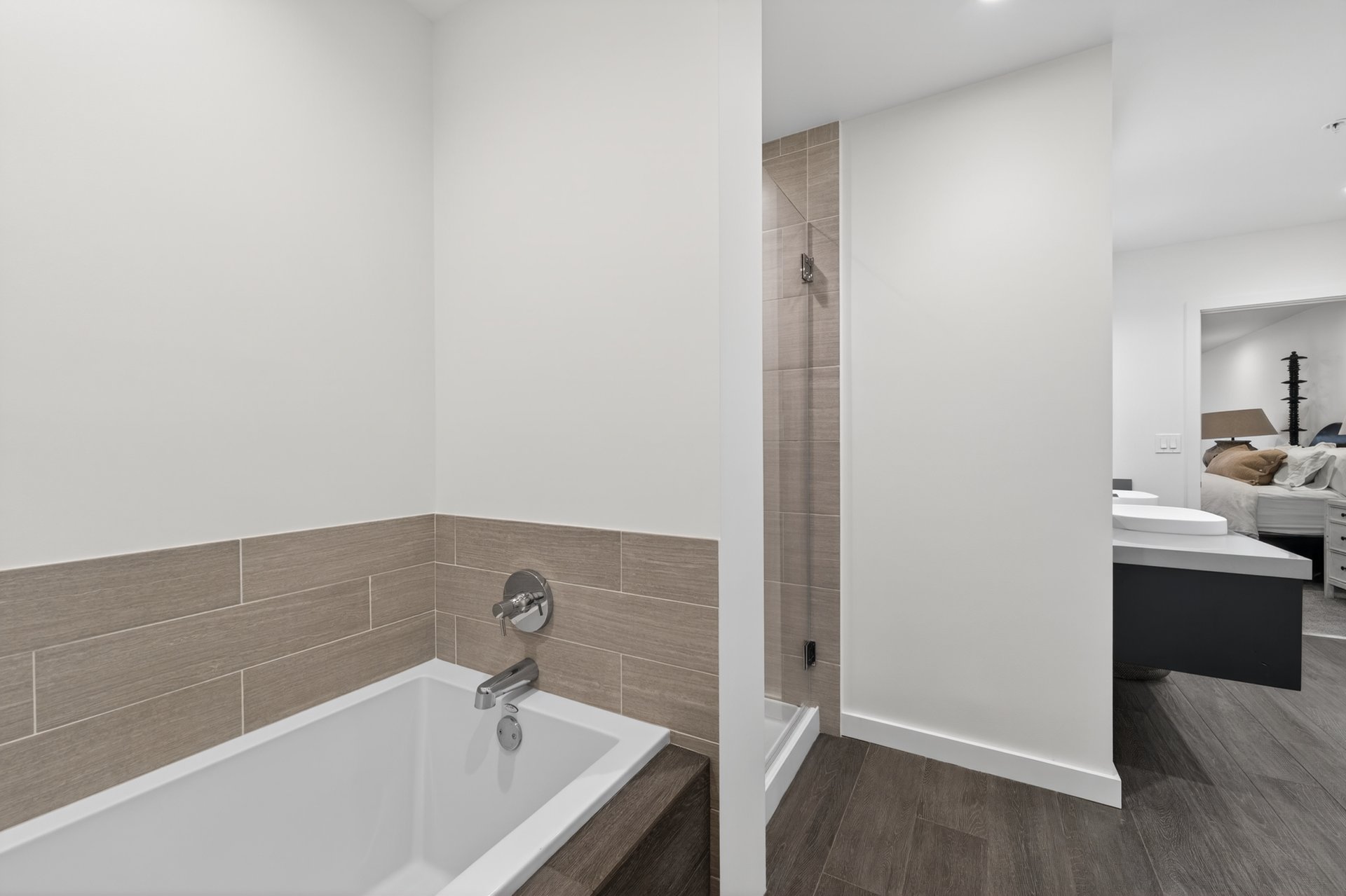 333 Santana Row #222