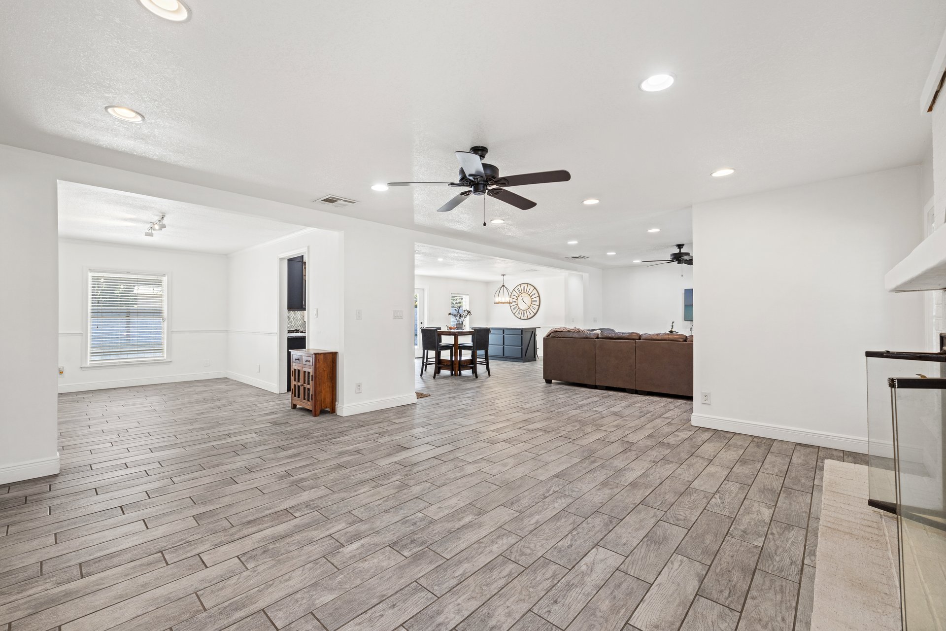 12414 FORT KING RD