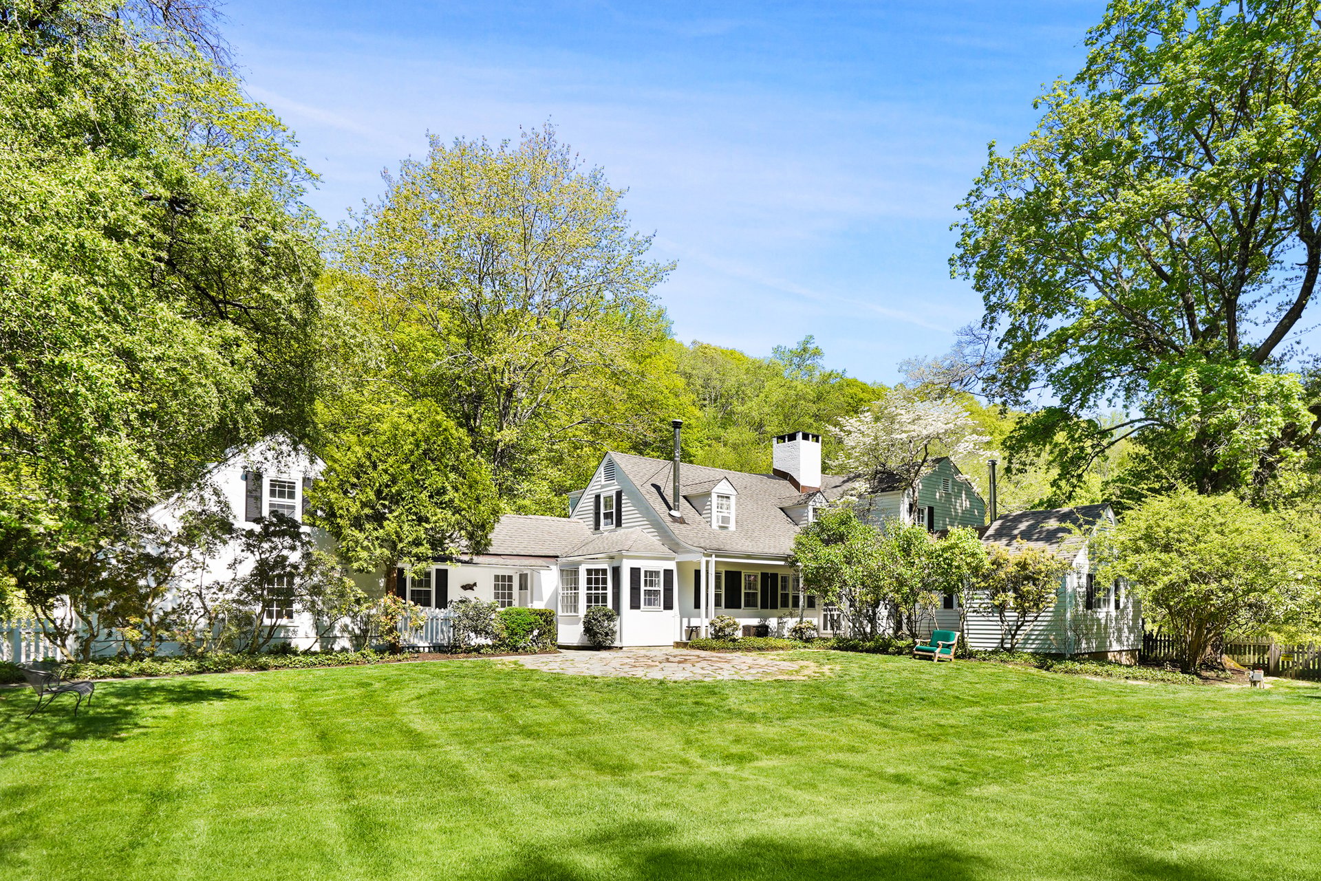 123 & 135 Mianus River Road