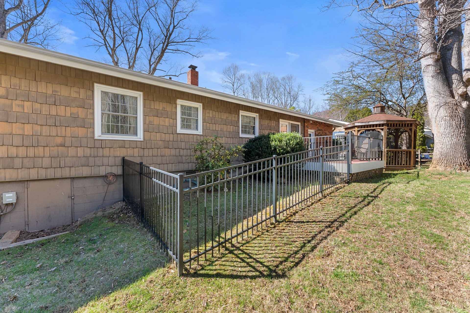 879 New Haw Creek Road