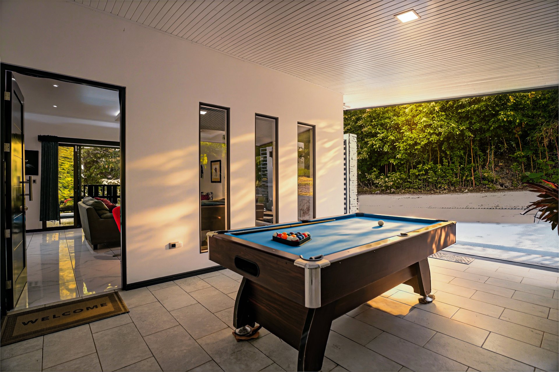Charming 2 Bedroom Home + Studio located in heart of Uvita 