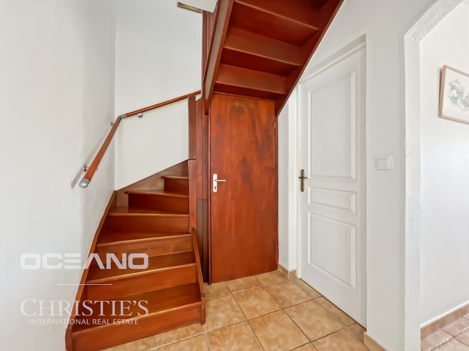 EXCLUSIVITE - 3 bedroom - swimming pool - 5' from the beach - OCEANO Christie's International Real Estate