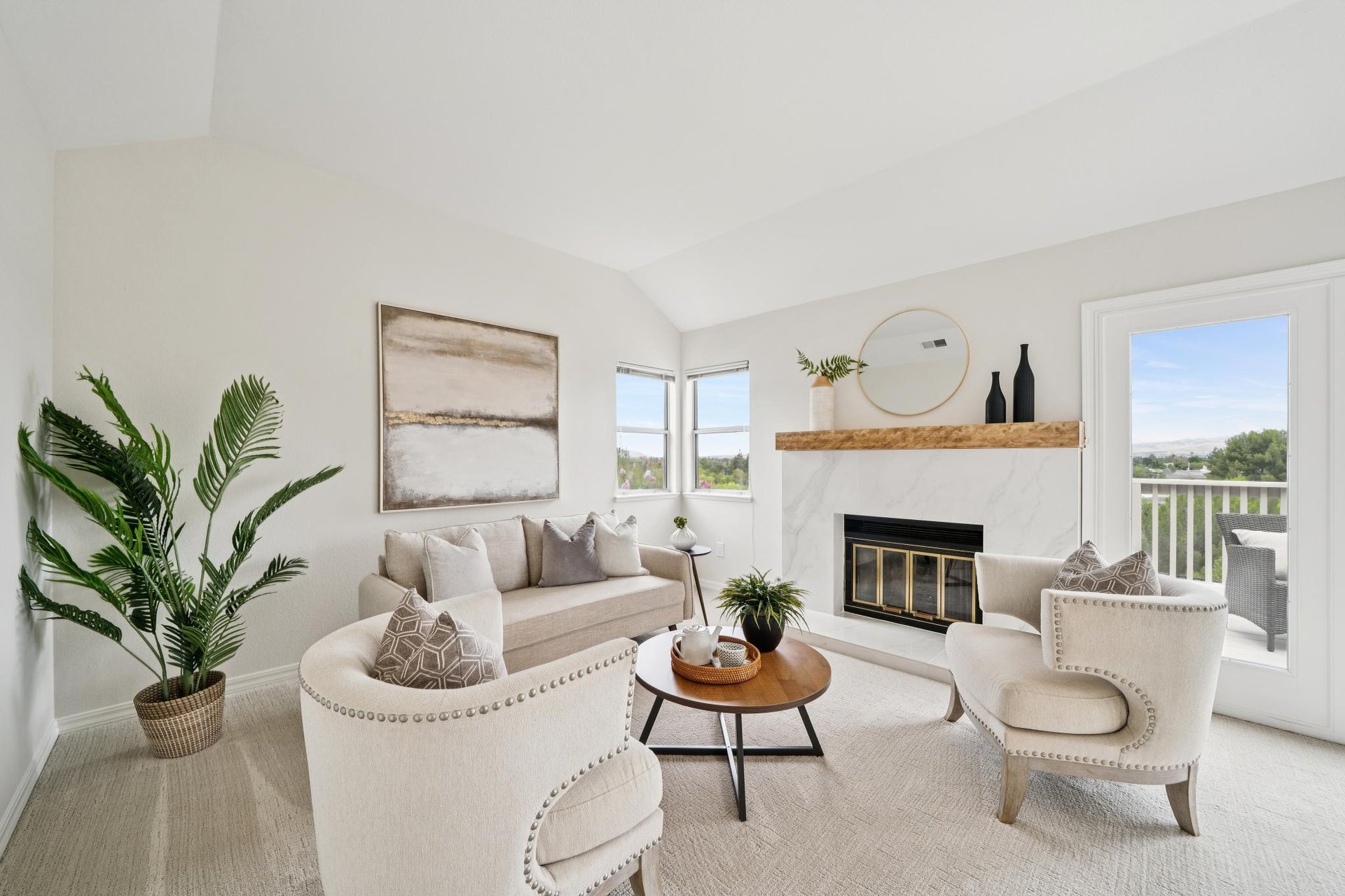 5075 Monaco Dr.