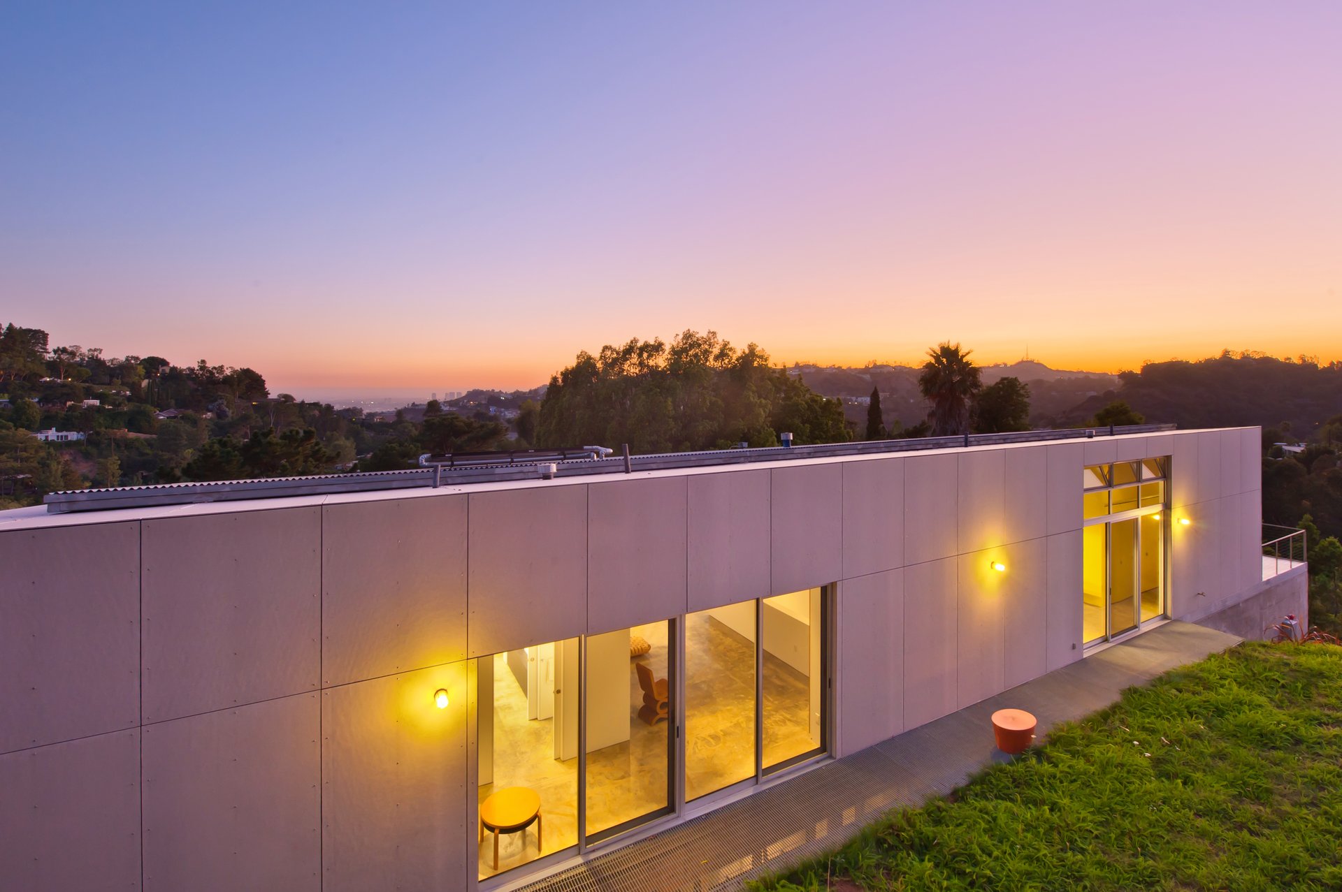 2640 La Cuesta Dr