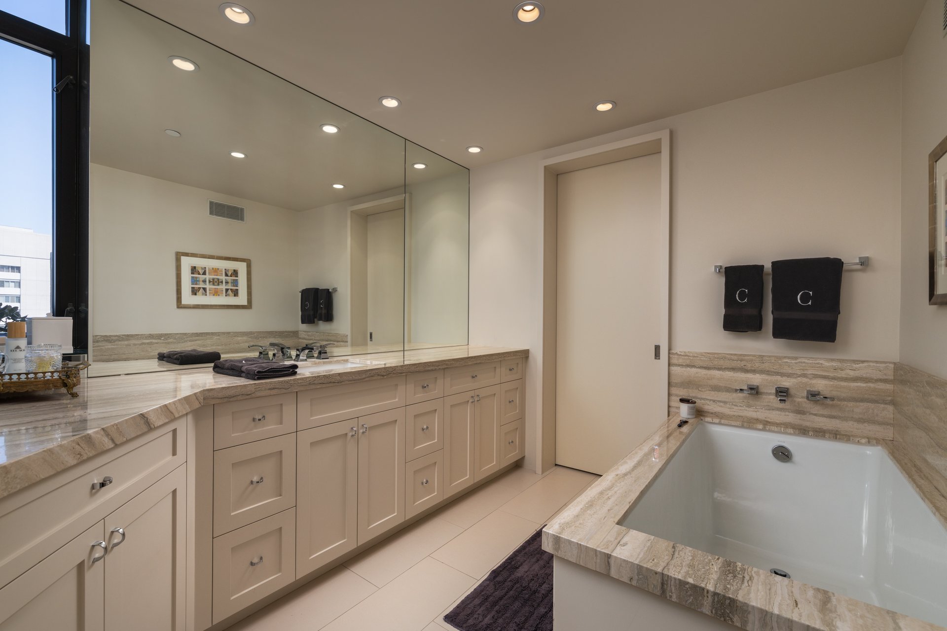 10375 Wilshire Blvd Unit: 14HK, Wilshire Terrace