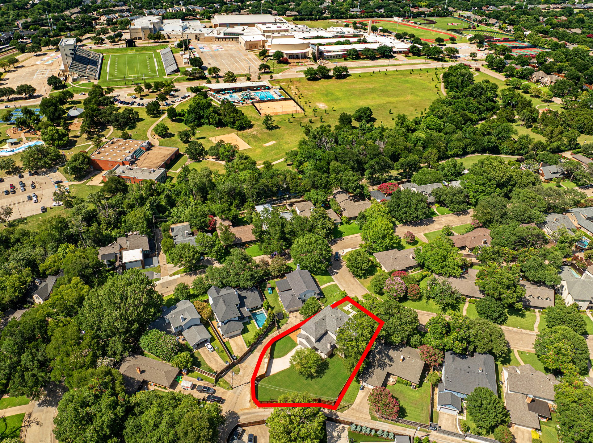 9410 Gatetrail Drive