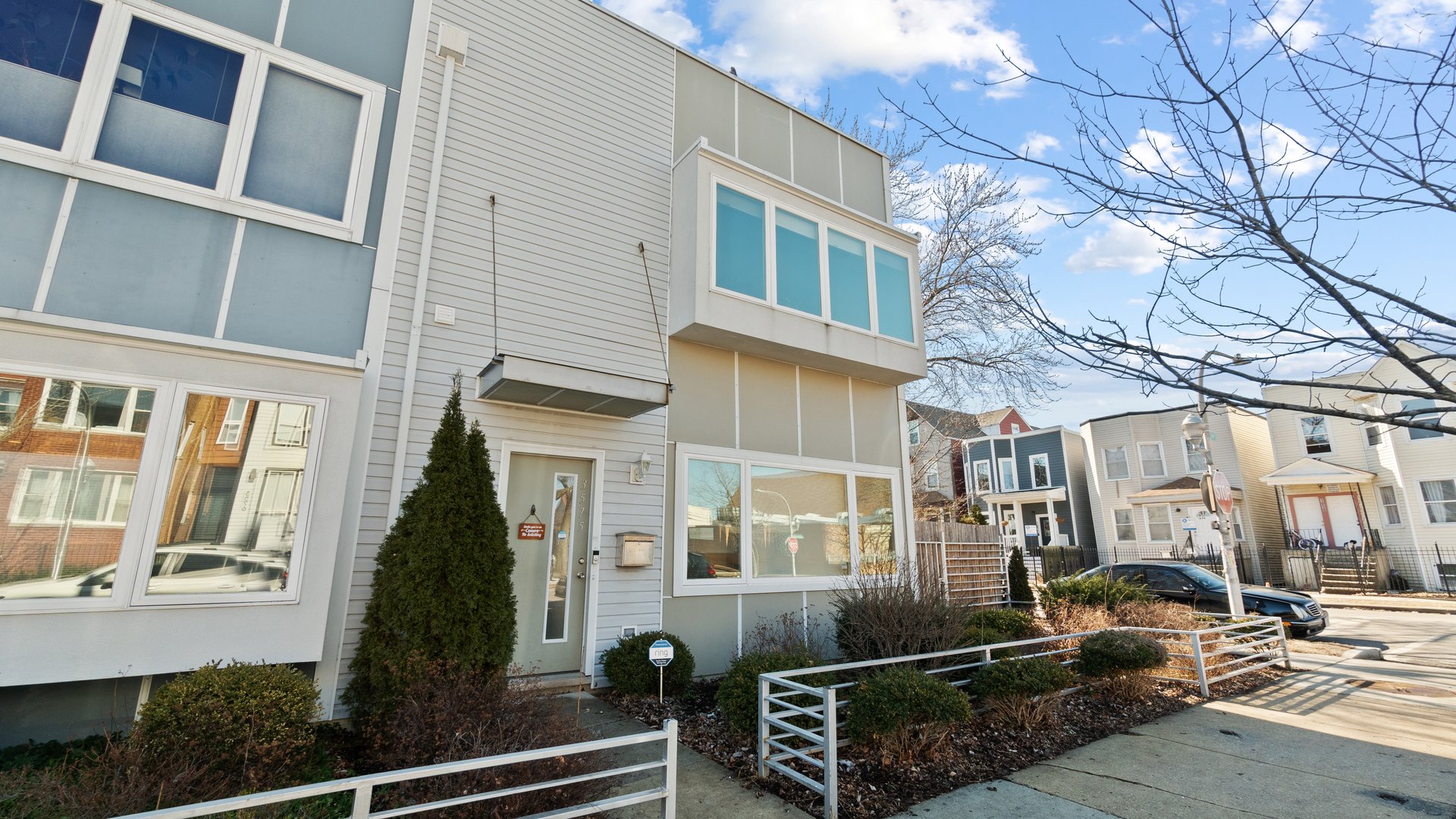 3575 W Wabansia Ave, Chicago, IL 60647