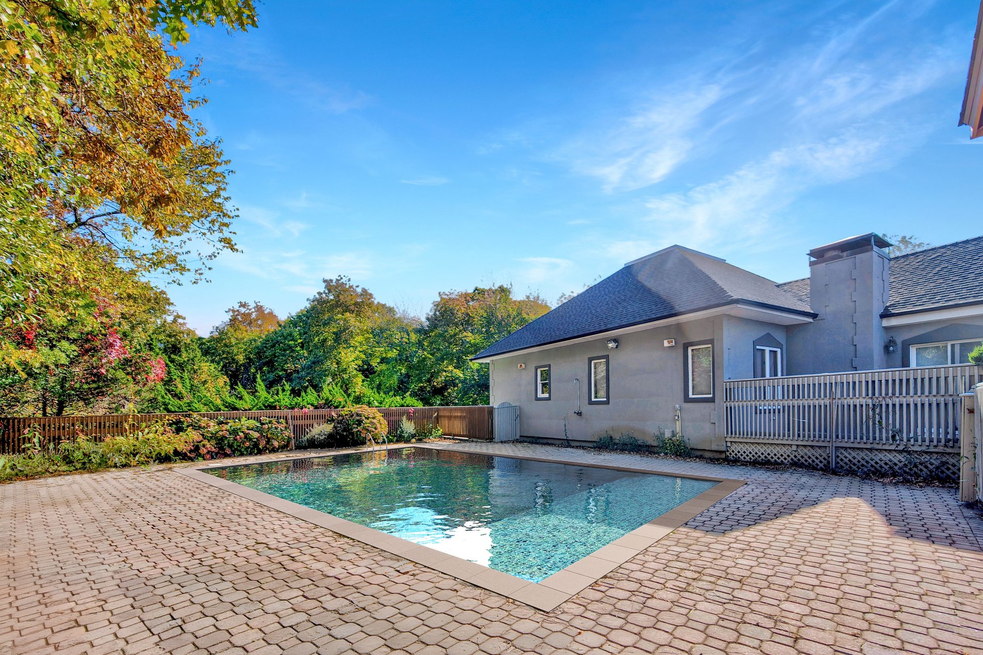 430 Salt Marsh Ln