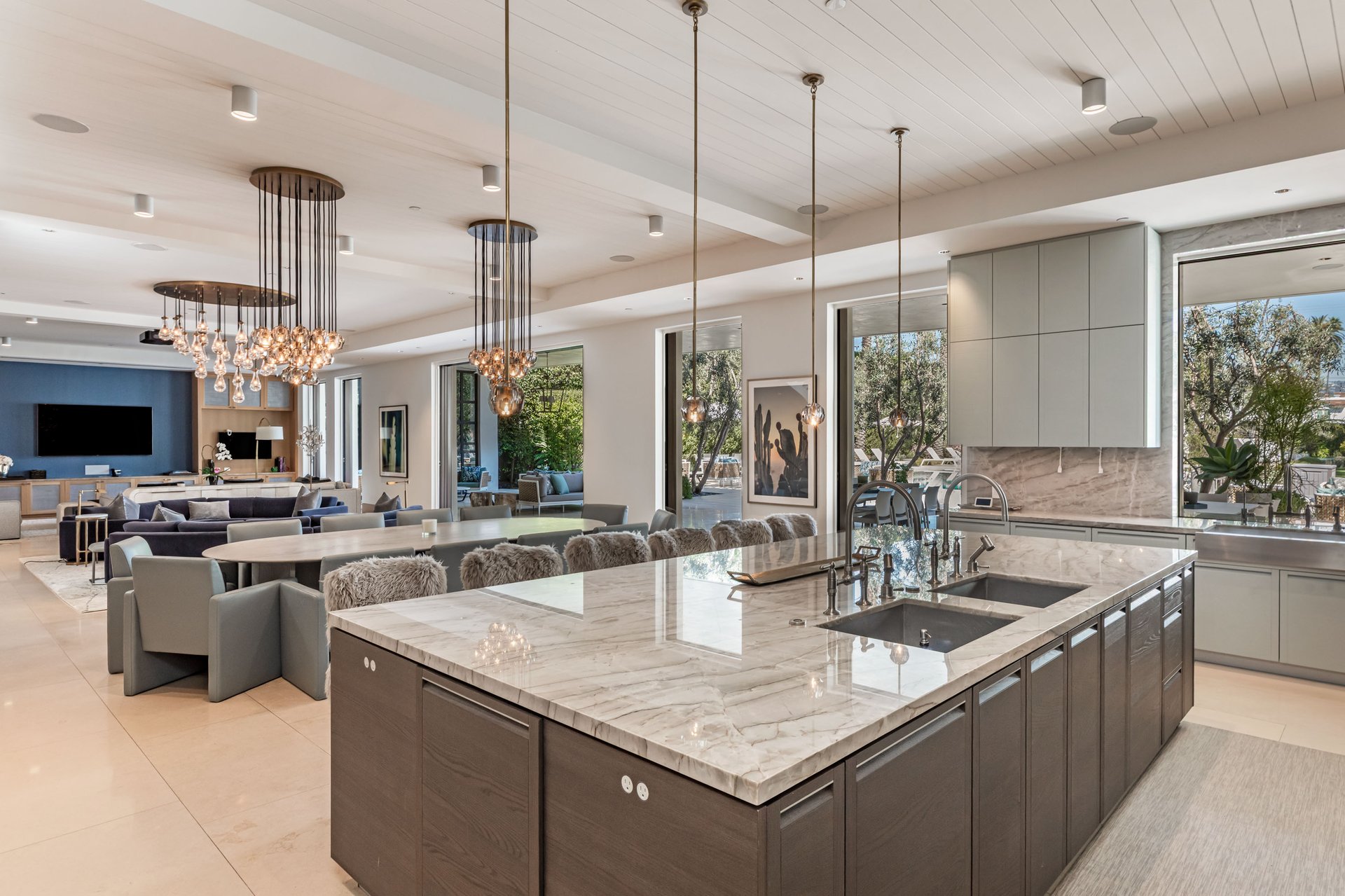 618 N Beverly Dr, Beverly Hills 