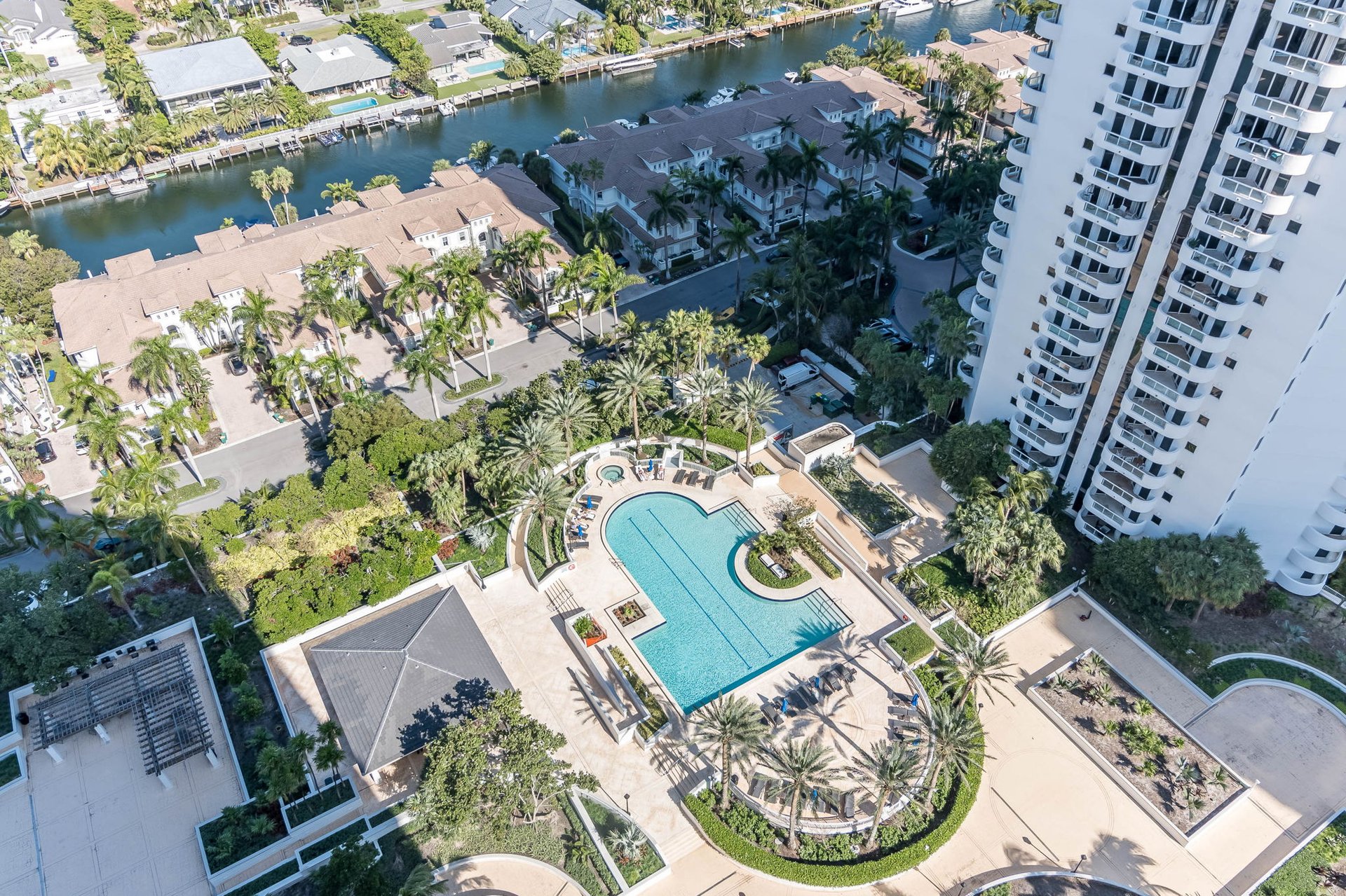 21205 Yacht Club Dr