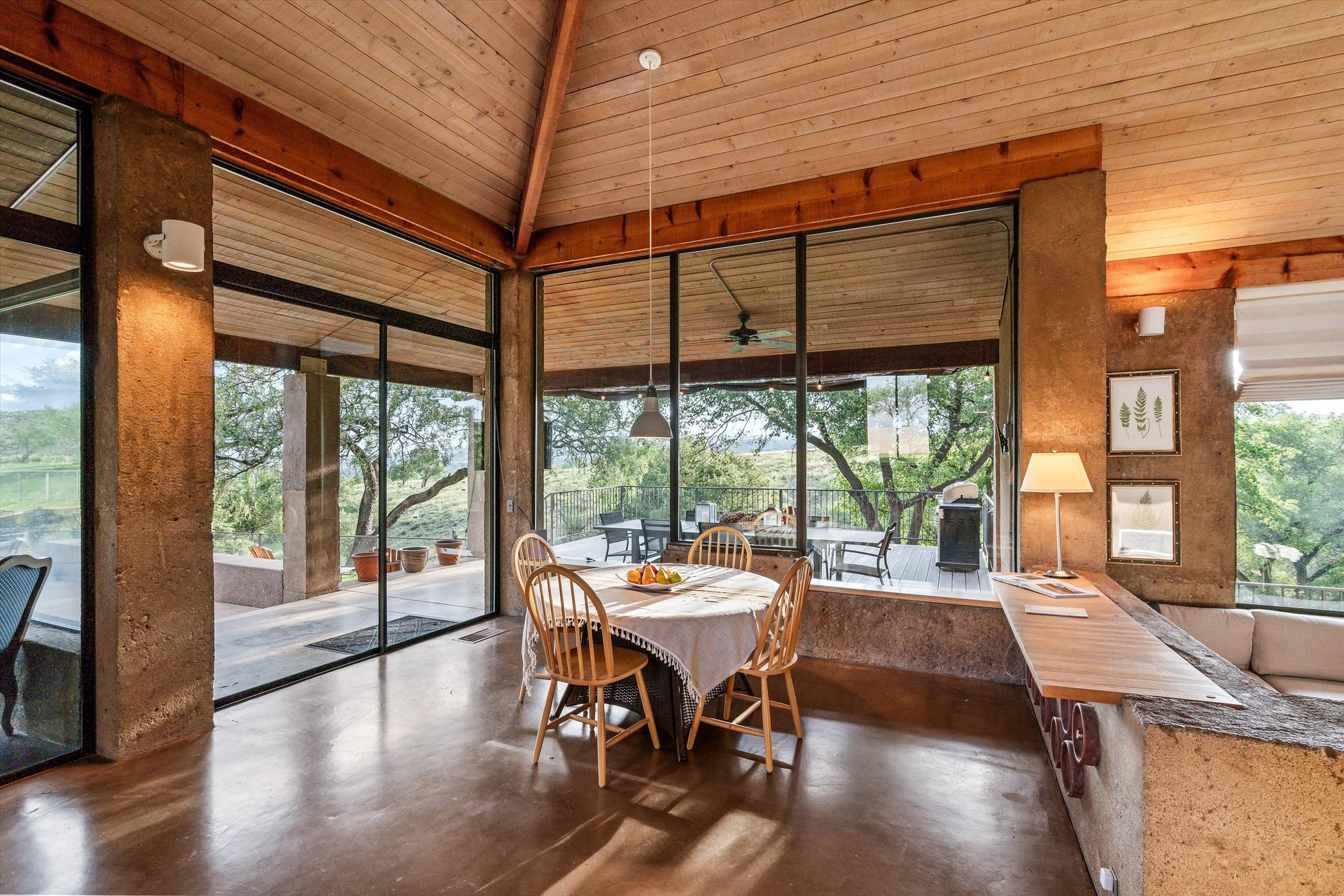 85 Hog Canyon Road
