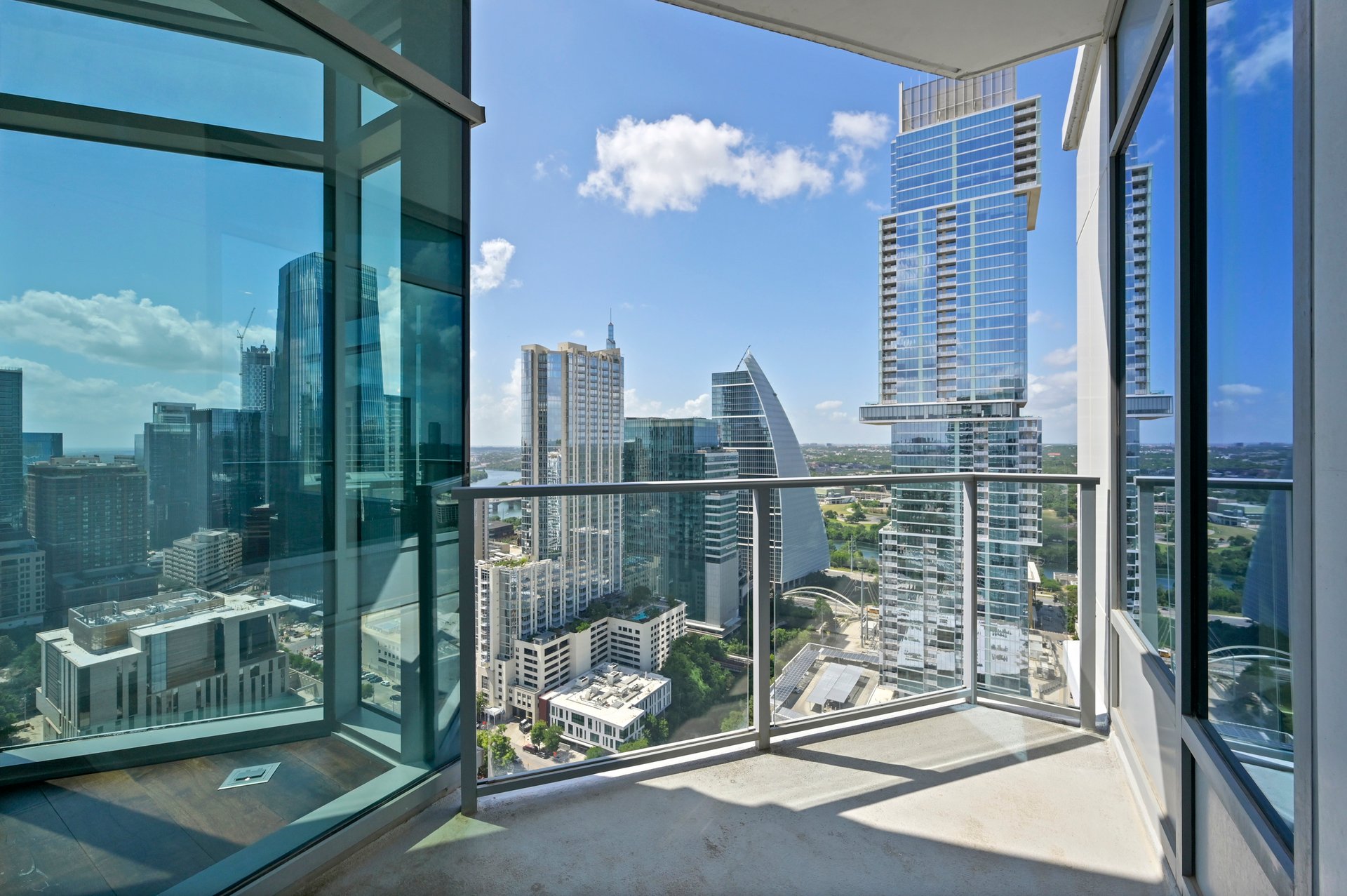 501 West Ave #3201