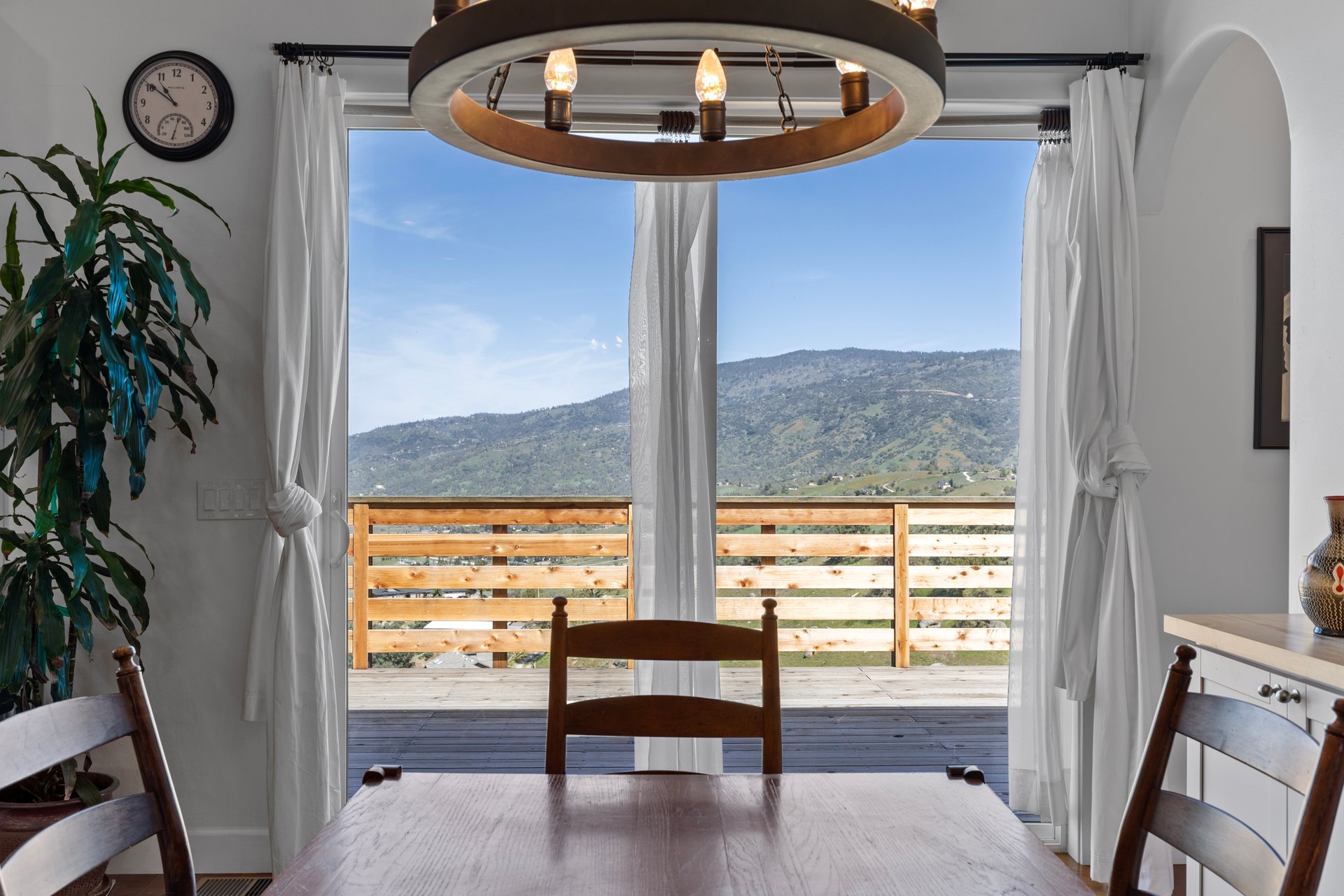 26501 Skyline Dr, Tehachapi, CA 93561 | Craftsman Home for Sale in Bear Valley Springs